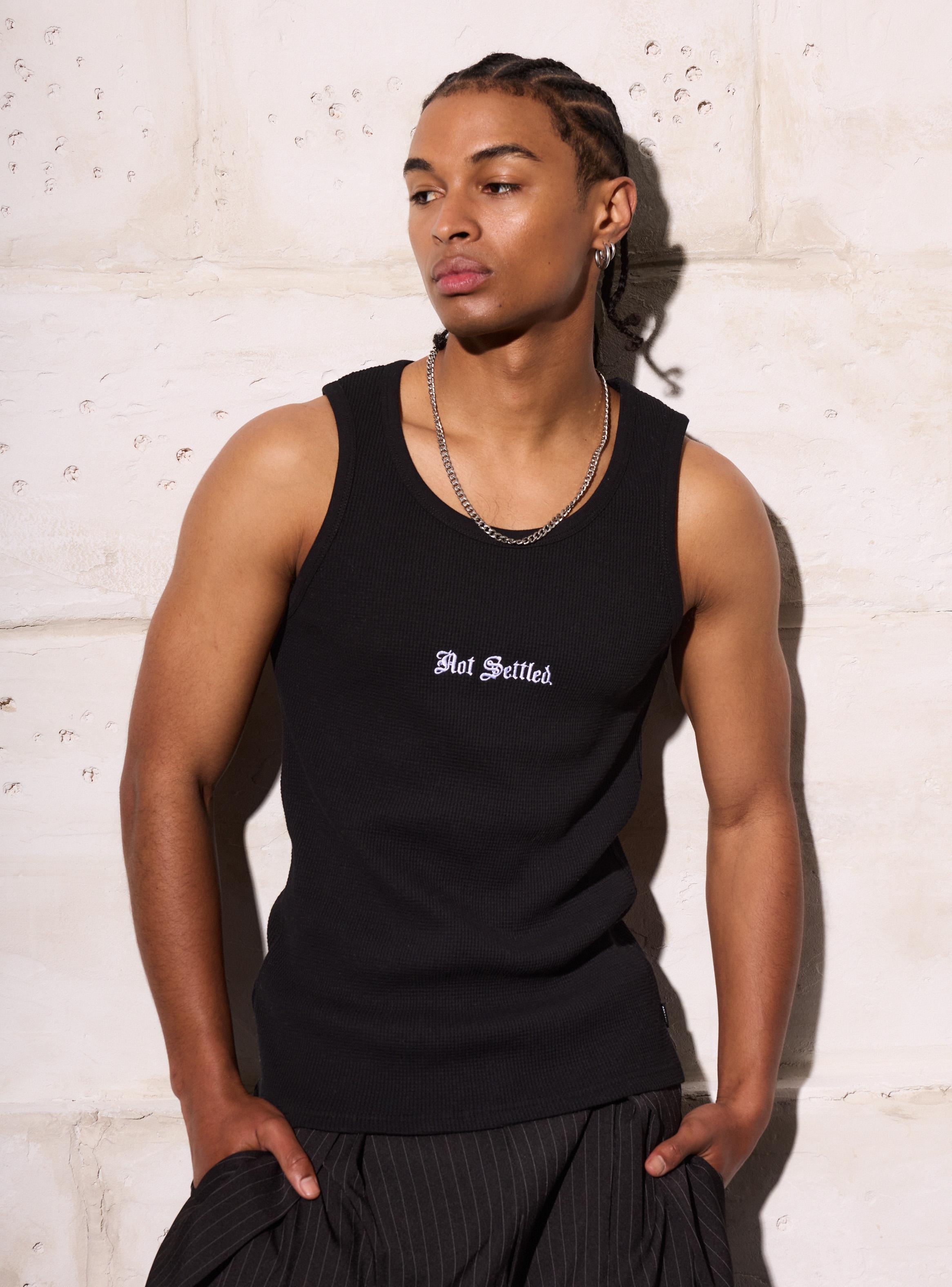 Polera Tank con Bordado Cuello Redondo-0