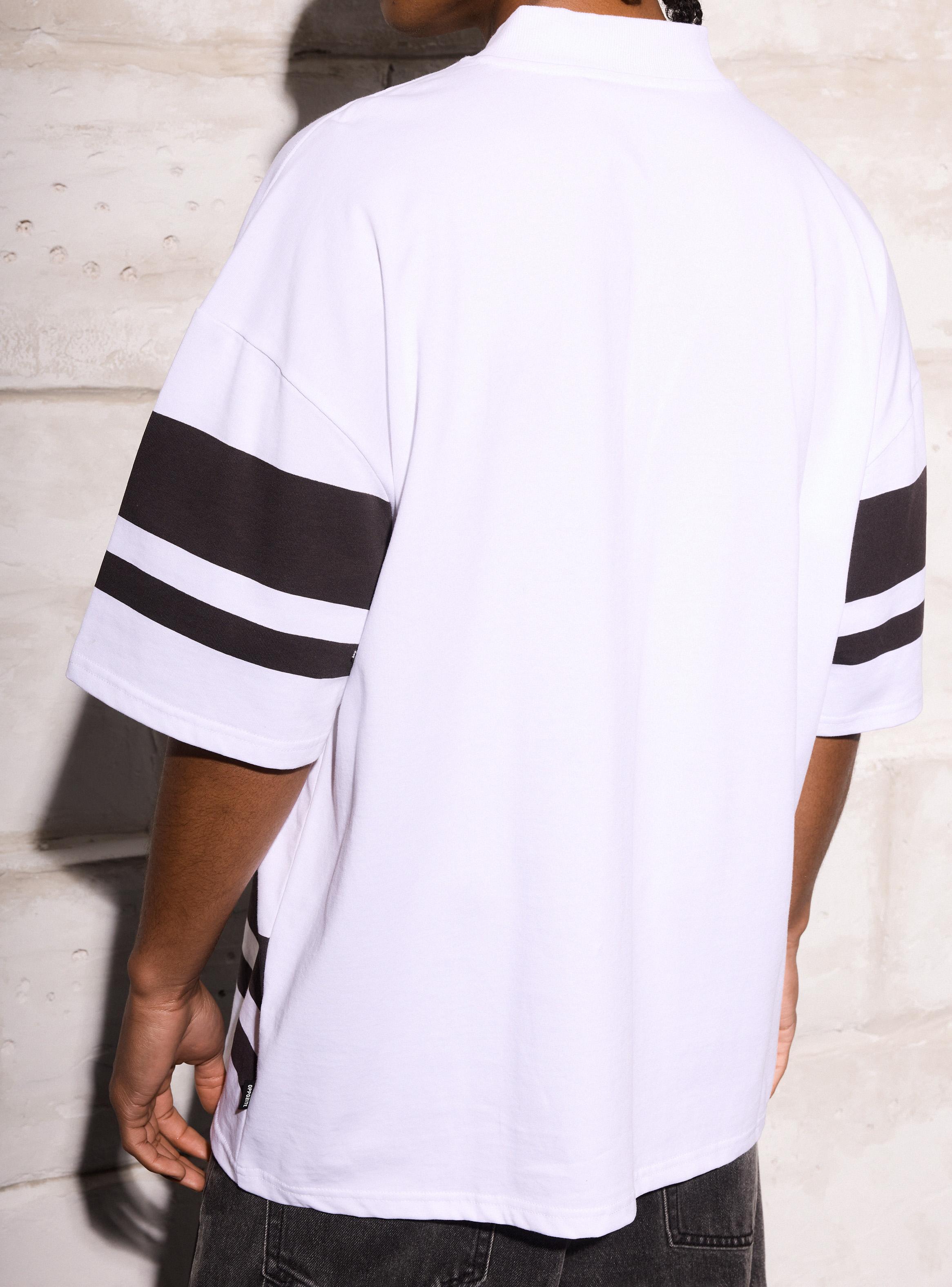 Polera Sportcore con Estampado Paisley-3