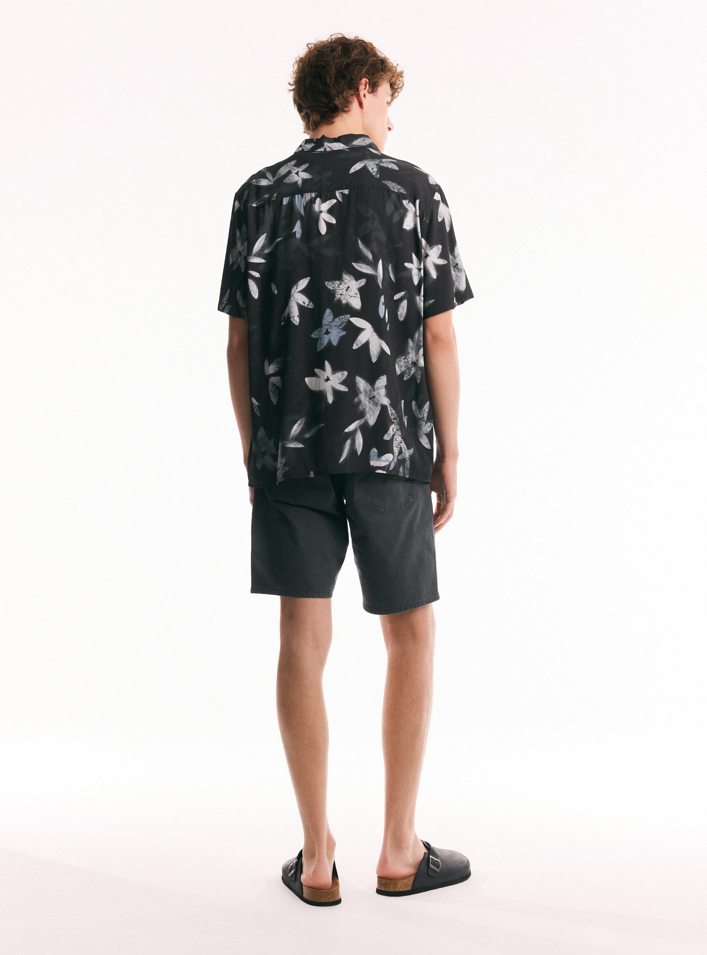 Camisa en Viscosa Estampada-5