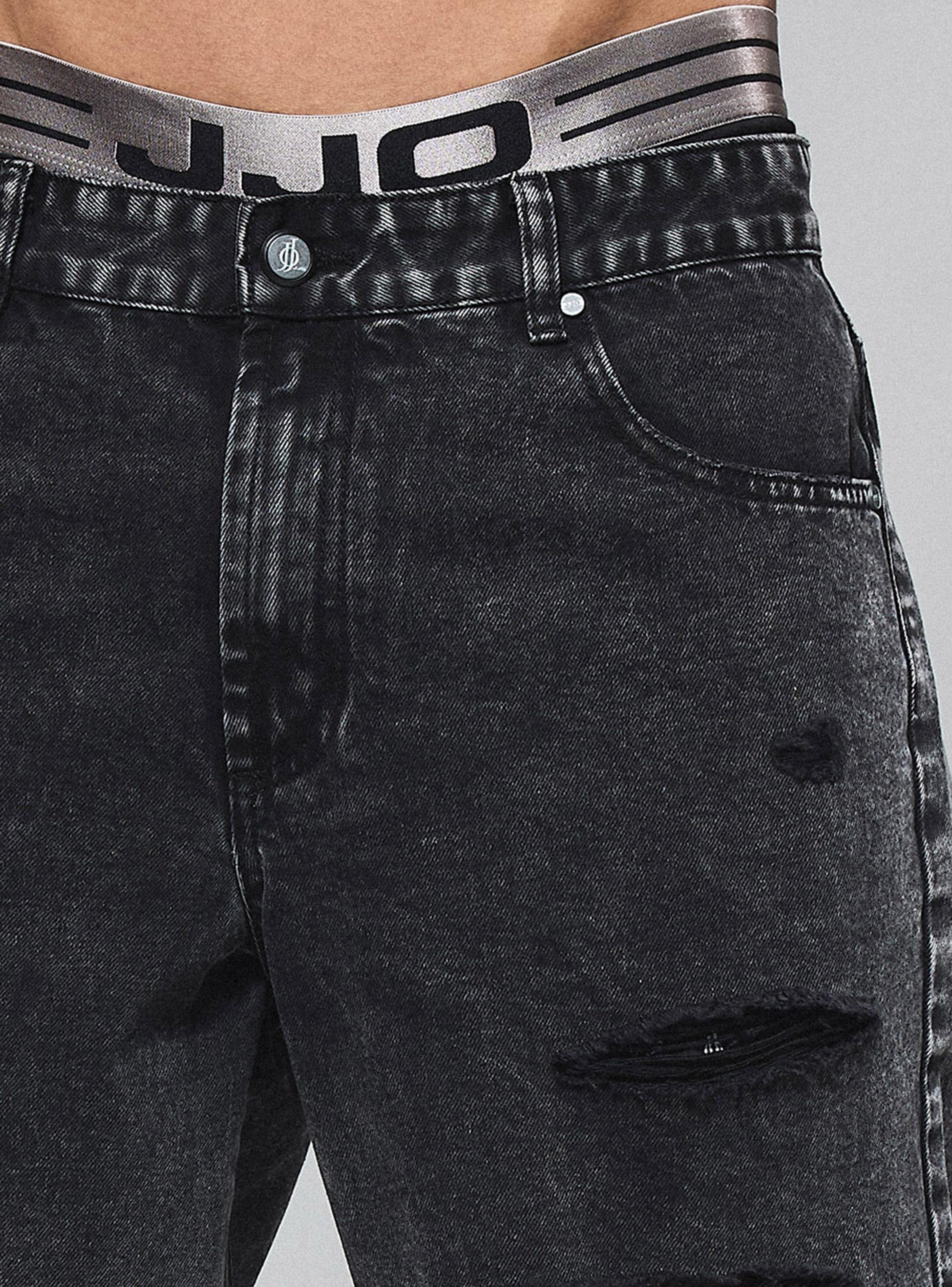 Short Roturas con Lavado Gravillado Regular Fit-2