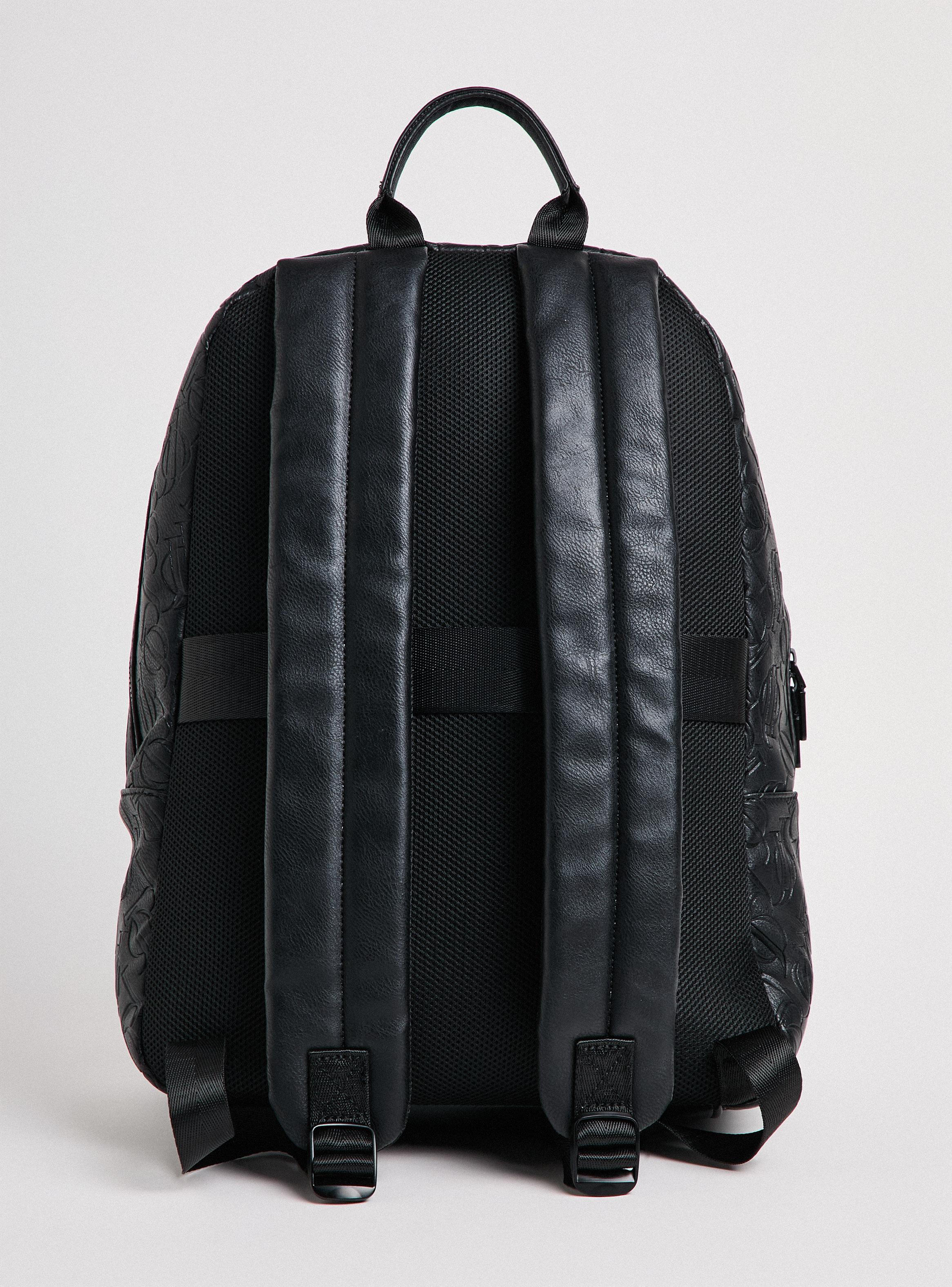 Bolso Mochila Logo Texturado-3
