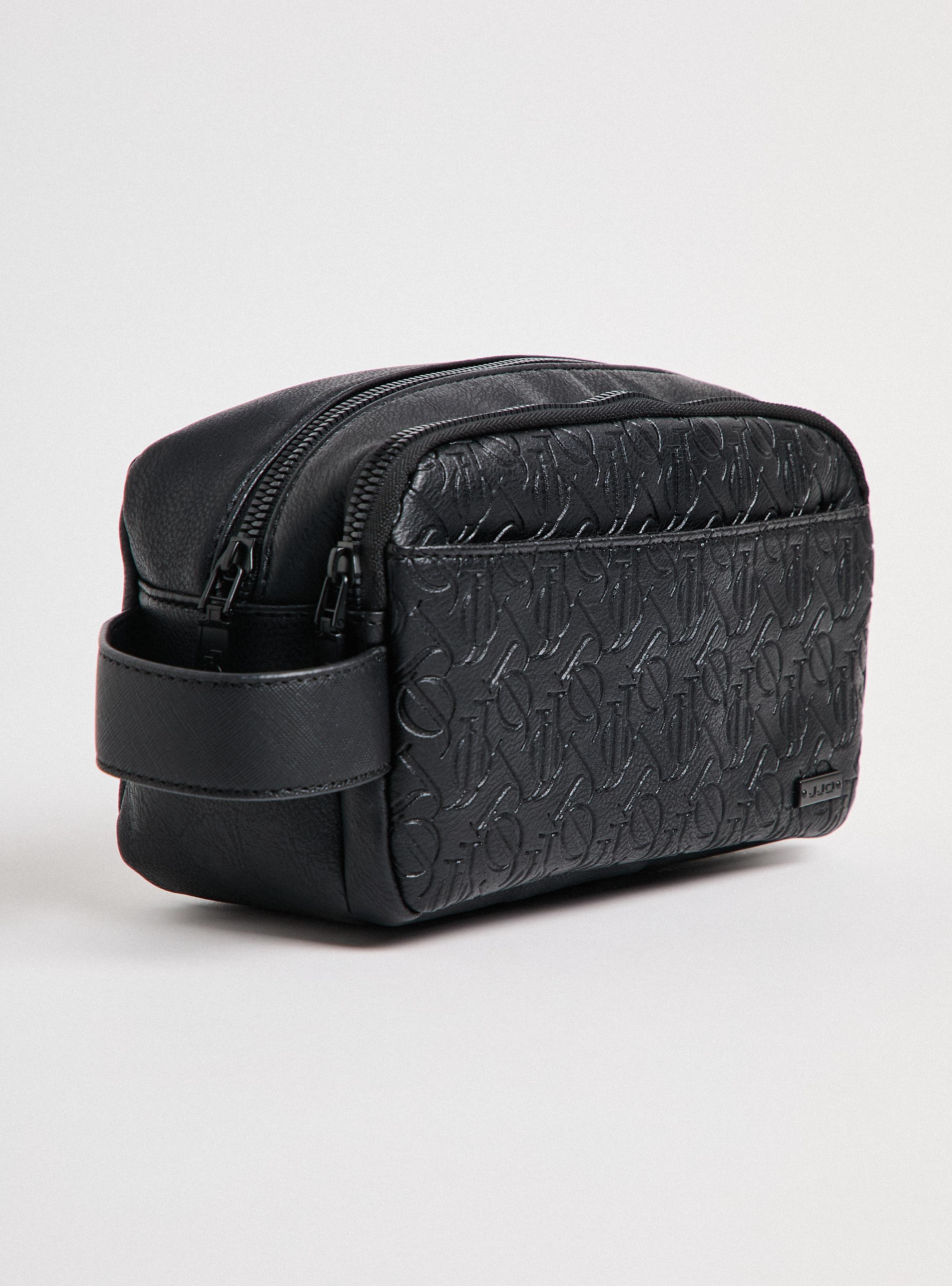 Bolso Neceser Logo Texturado-2