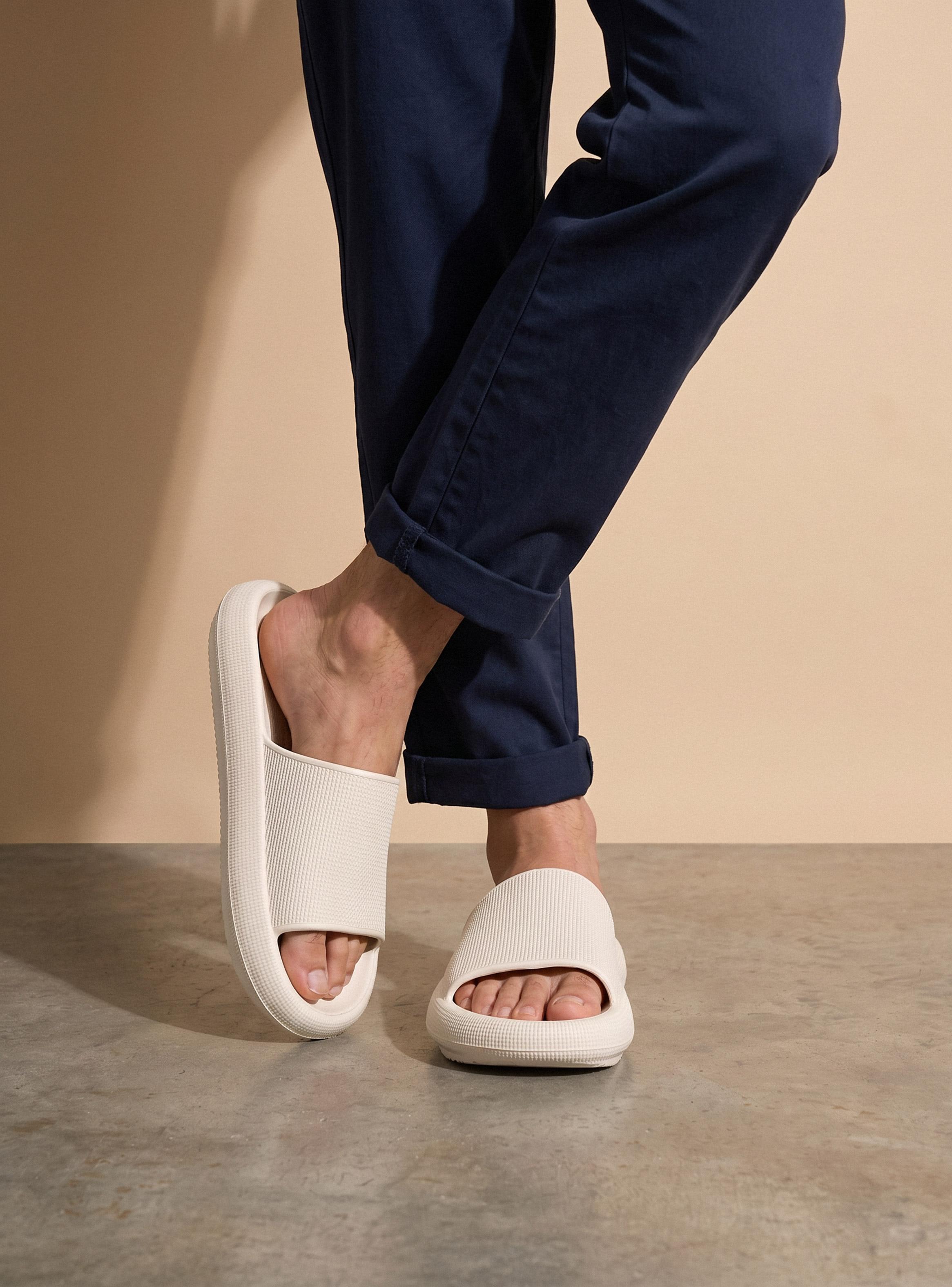 Sandalia Estilo Slip On Hombre-0