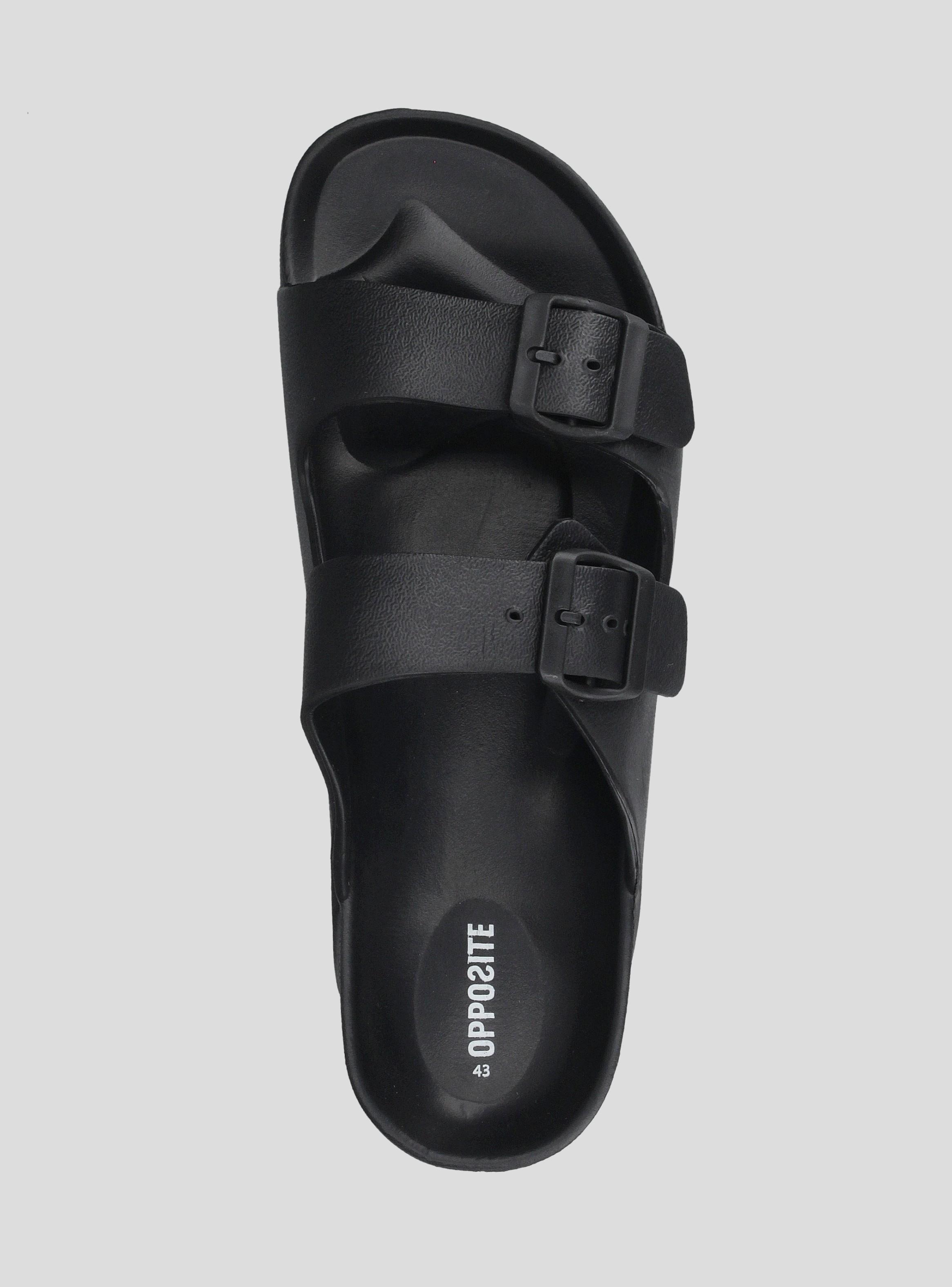 Sandalia Estilo Slip On con Hebilla Hombre-3