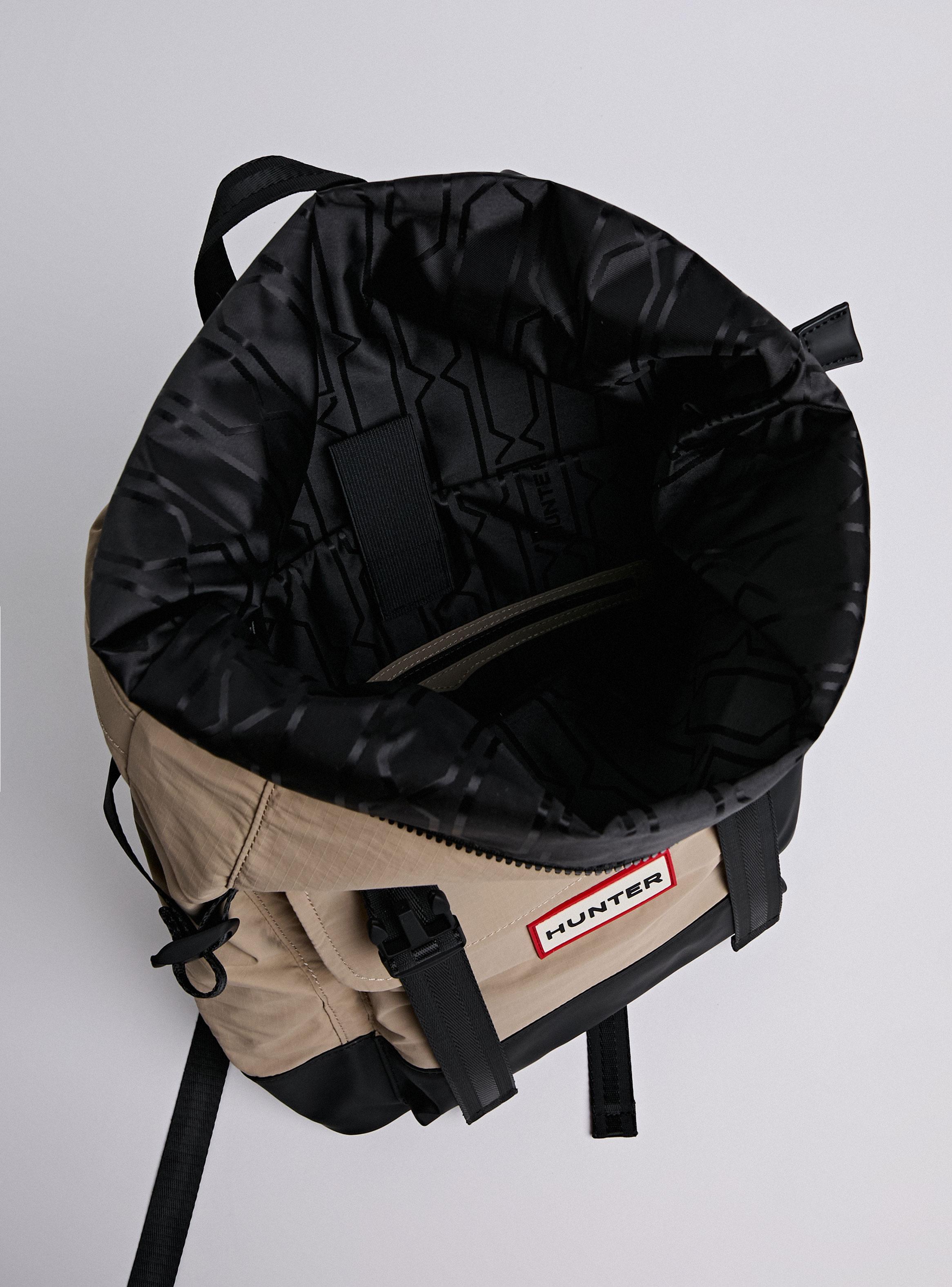 Mochila Urbana con Doble Hebilla-3