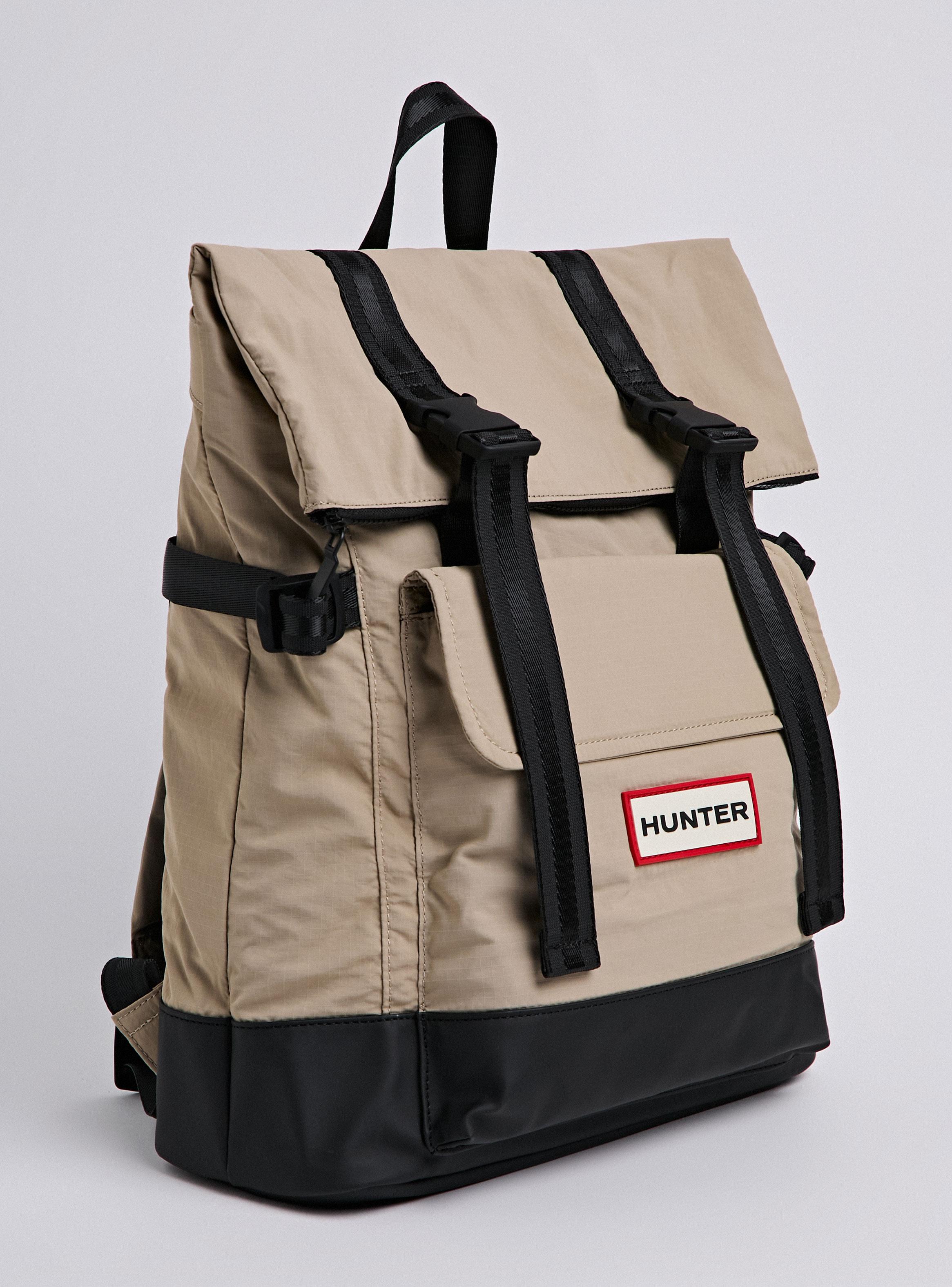 Mochila Urbana con Doble Hebilla-1