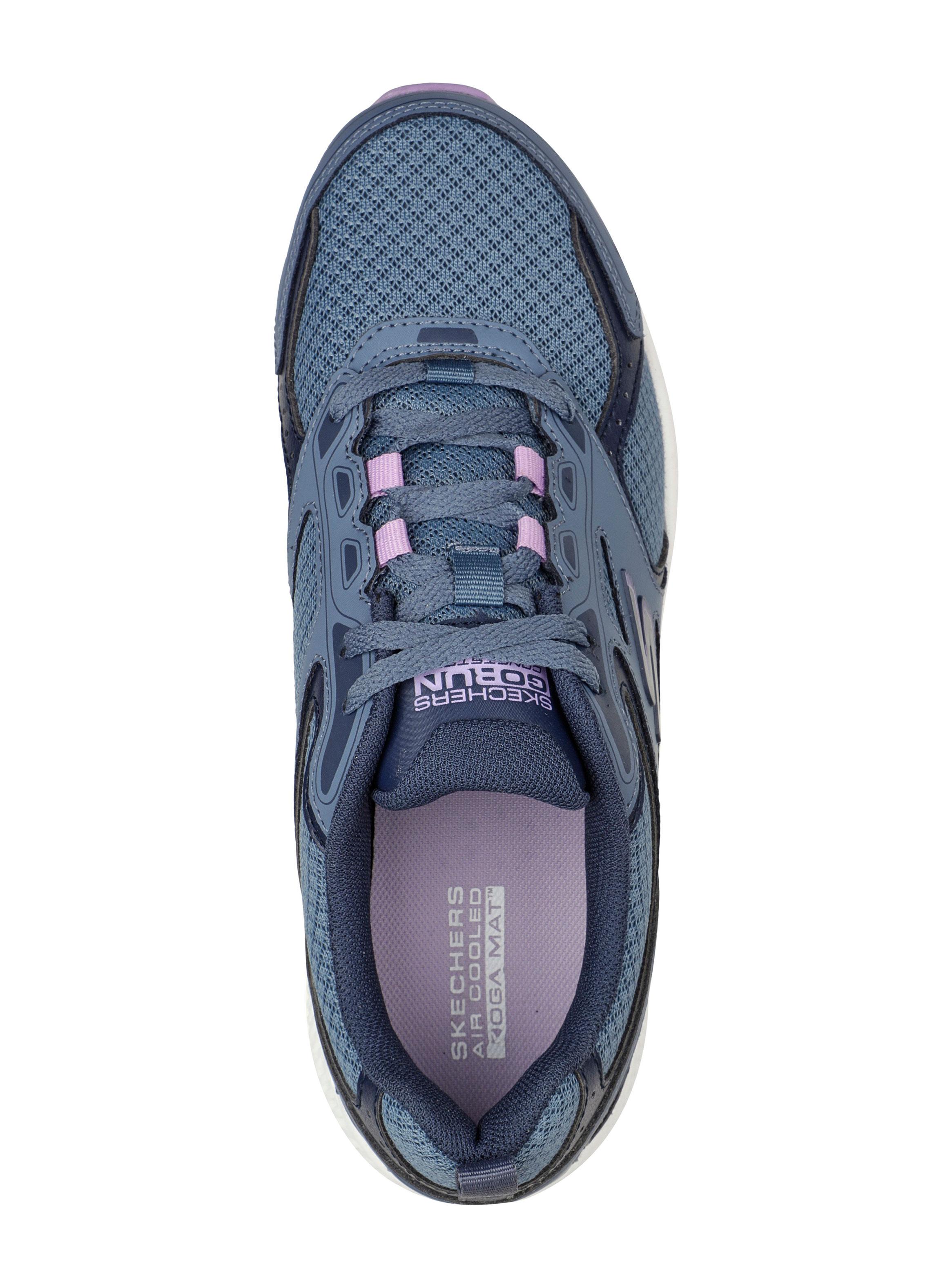 Zapatilla Urbana Logotipo Go-Run Consistent Mujer-4