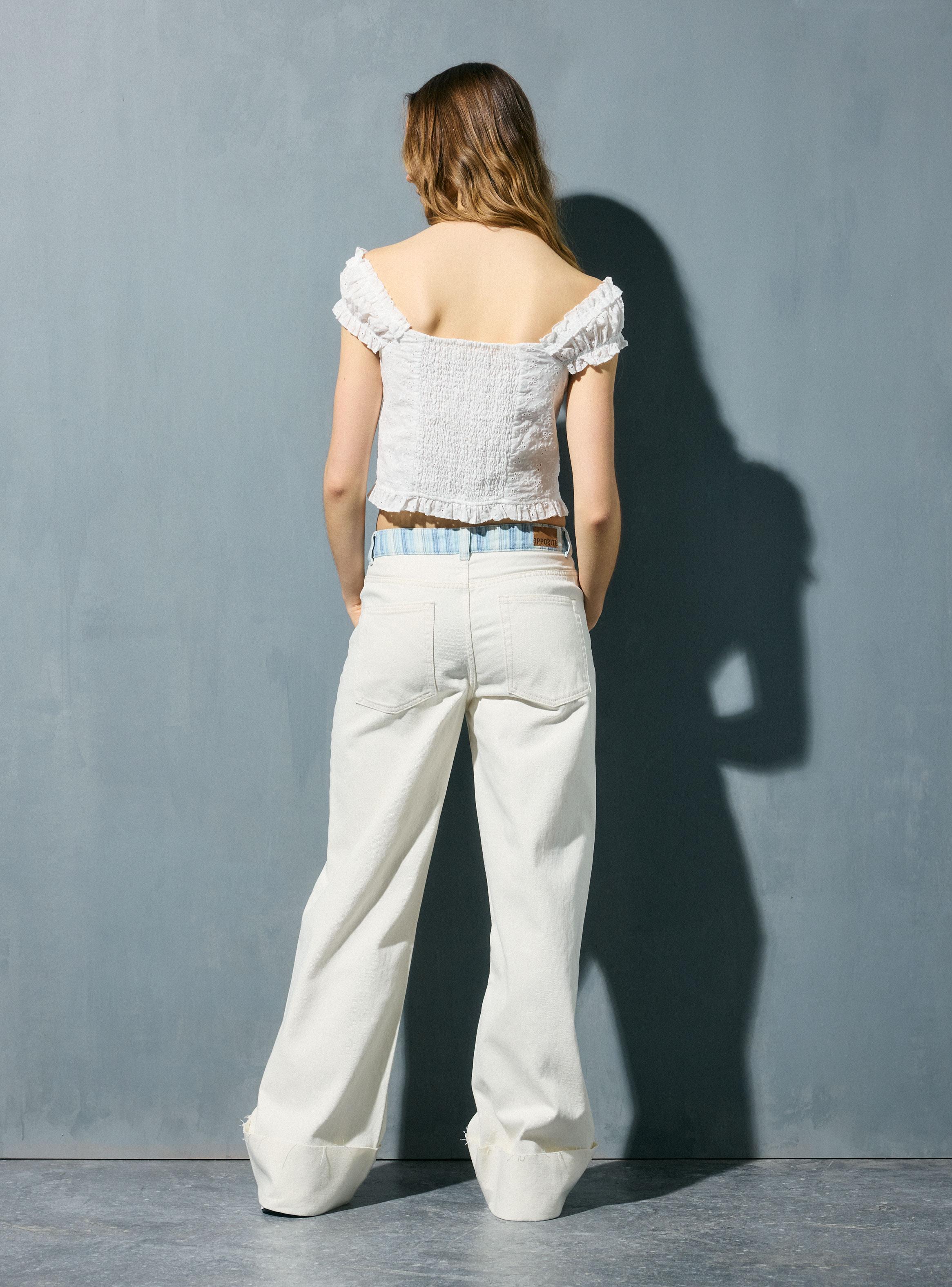 Blusa Cropped Bardot con Fruncido y Volados-5