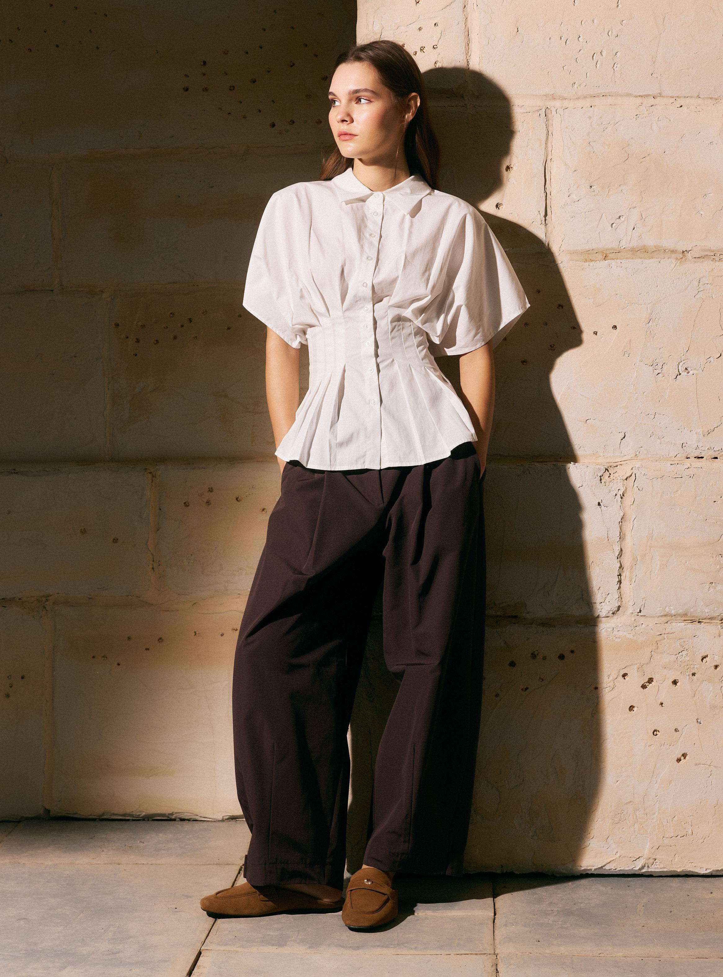Blusa Camisera Manga Corta y Calce Acinturado-4