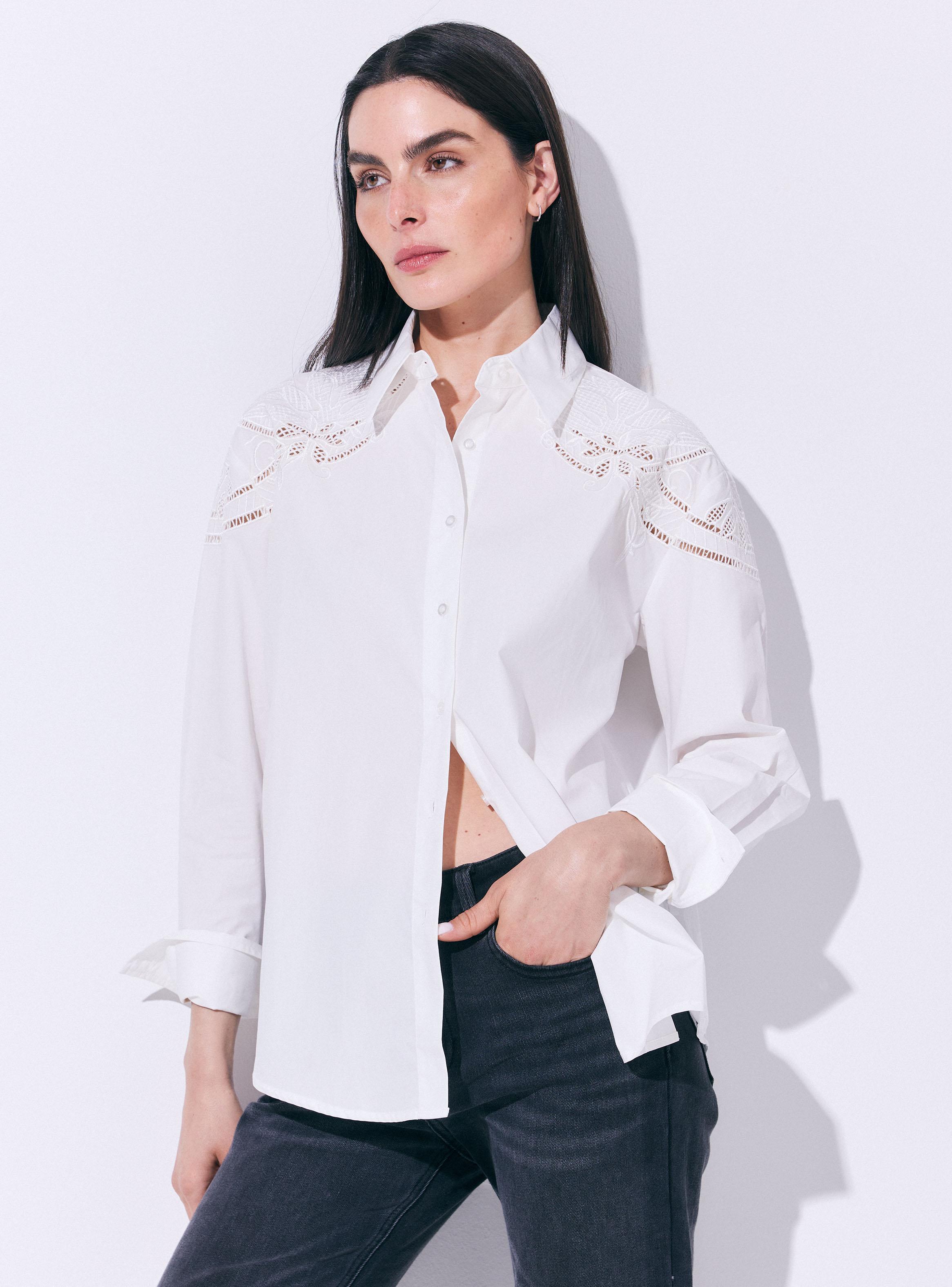 Blusa Cuello Camisero con Bordado Calado-0