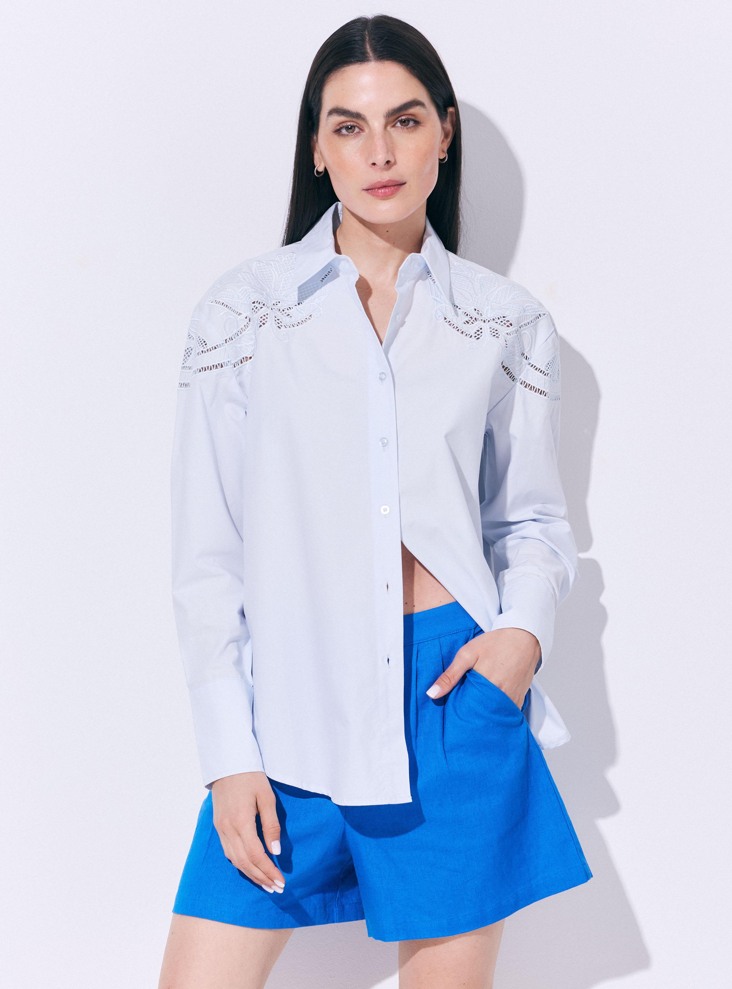 Blusa Cuello Camisero con Bordado Calado-0