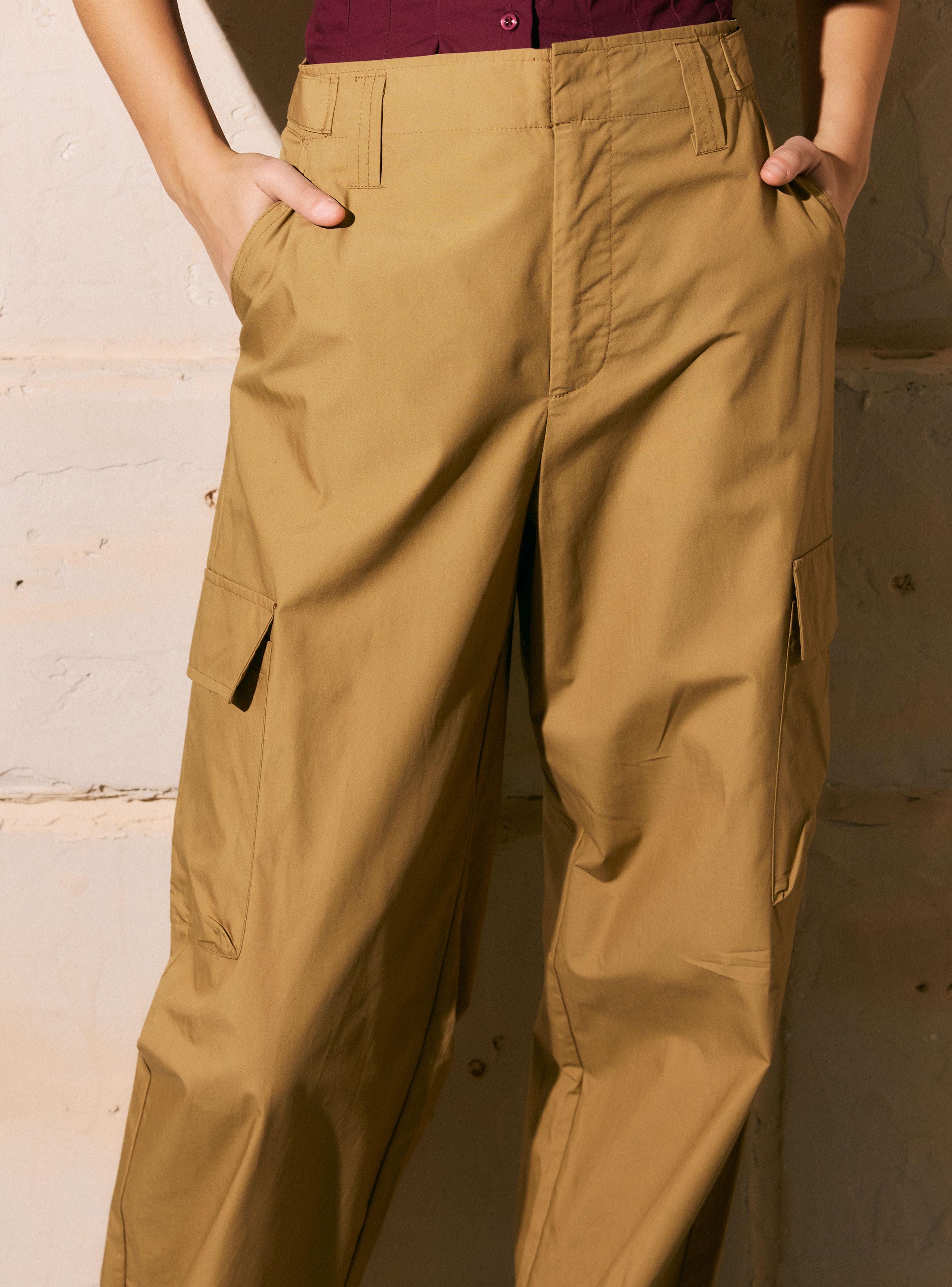 Pantalón Cargo Tiro Alto y Pierna Recta-2