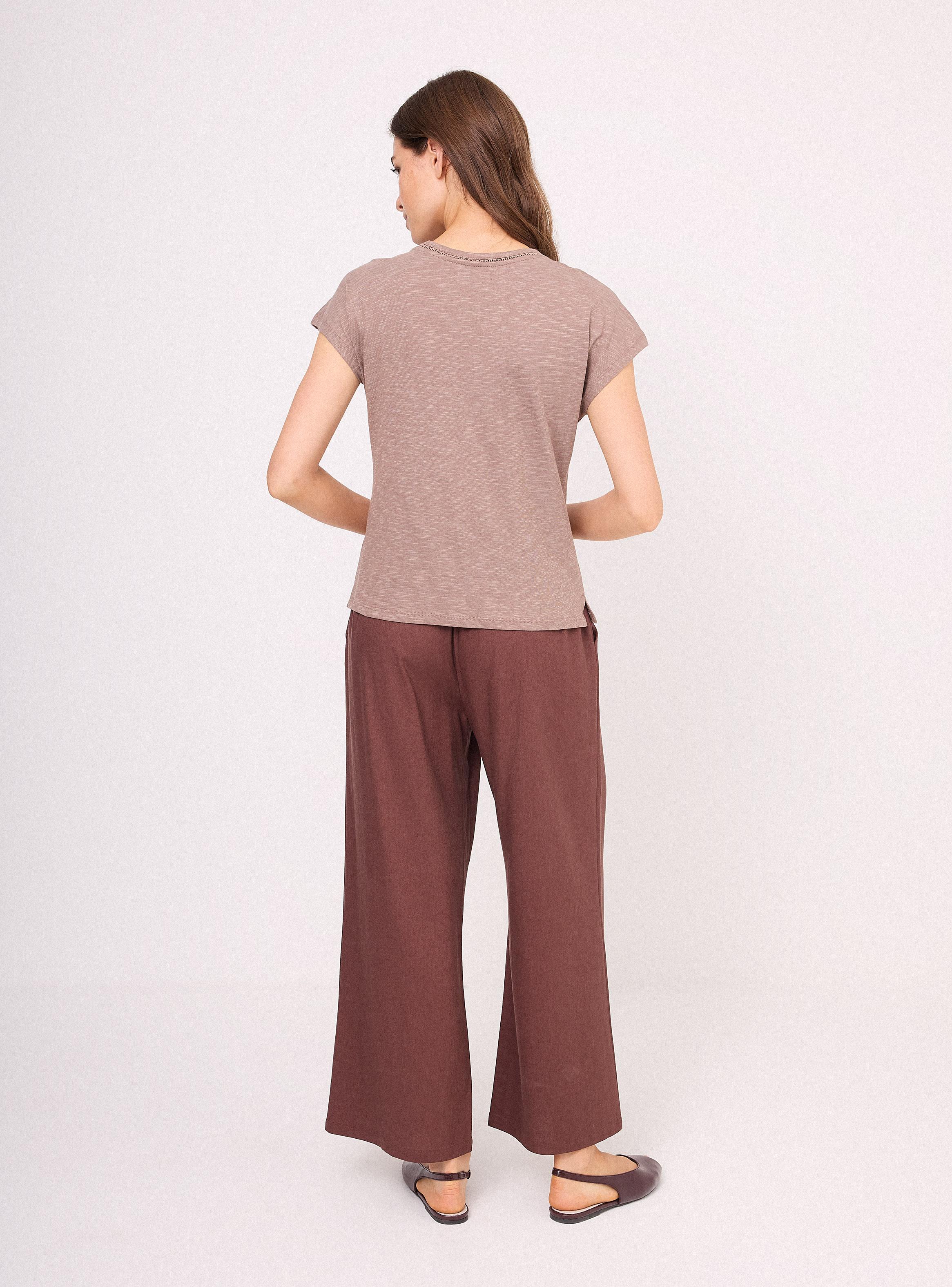 Polera con Cinta de Broderie en Escote y Hombros-5