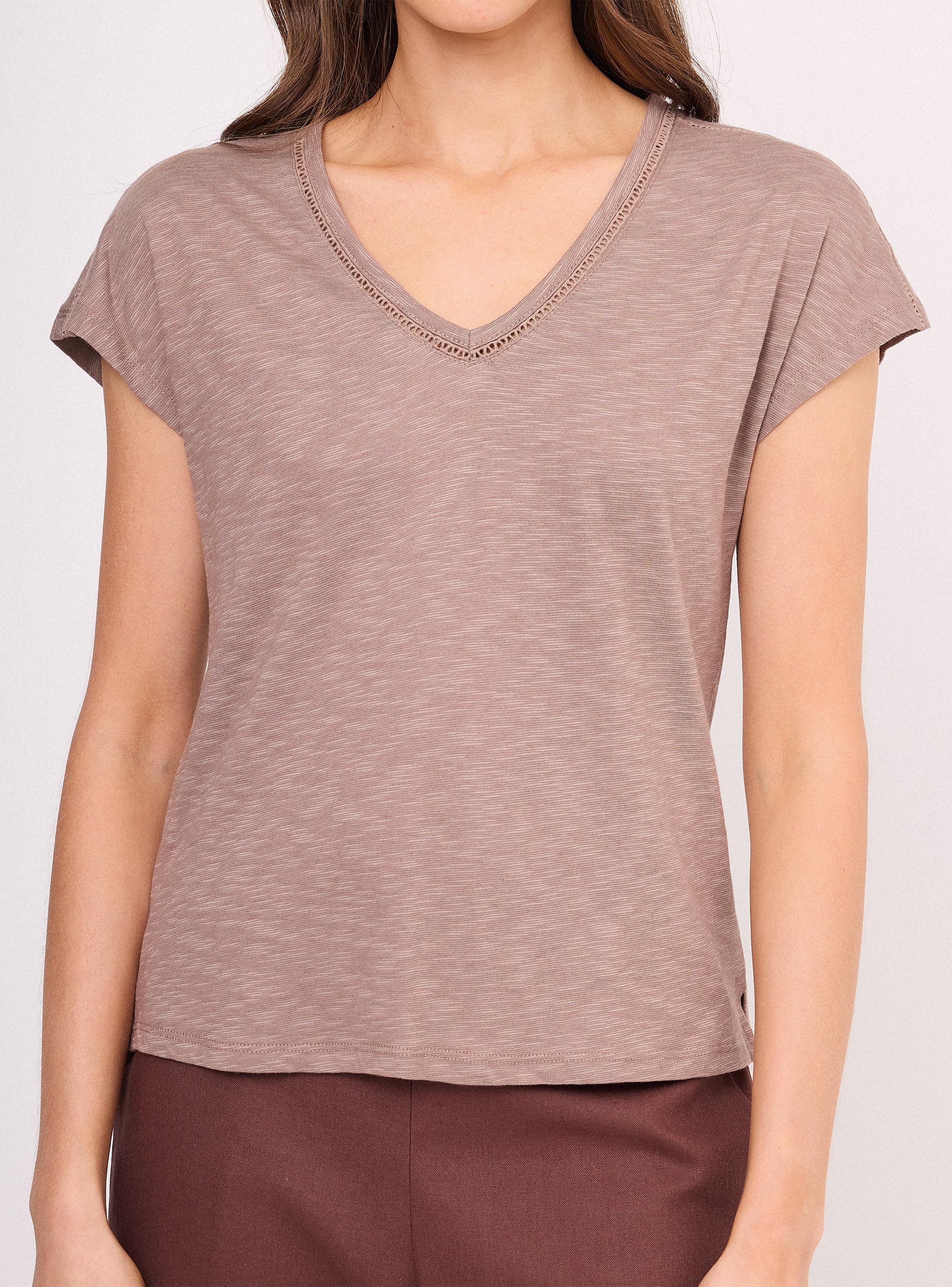 Polera con Cinta de Broderie en Escote y Hombros-2