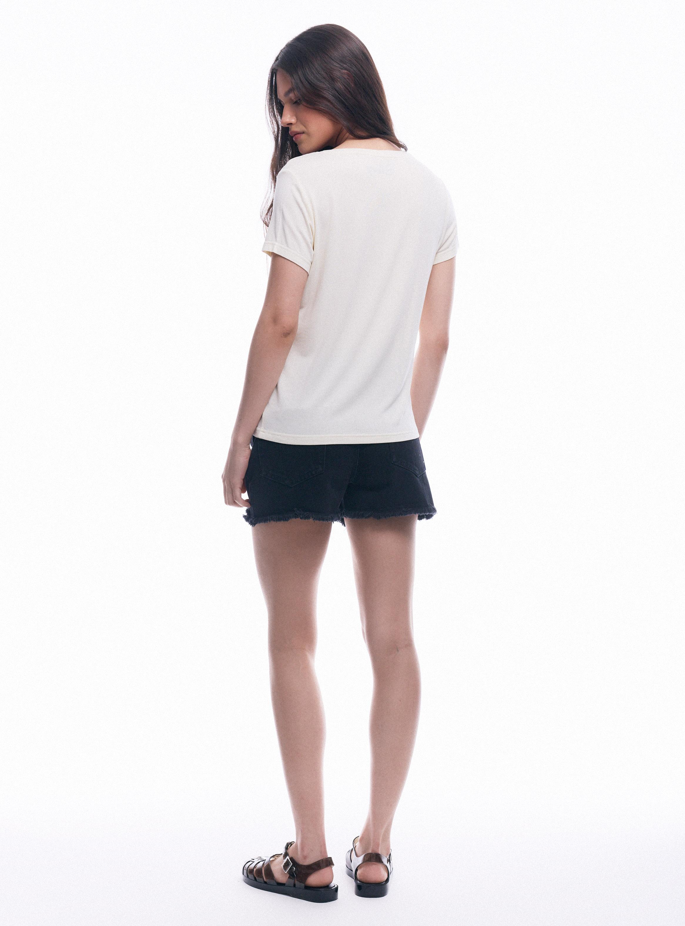 Polera Licencia Bambi Folia-5