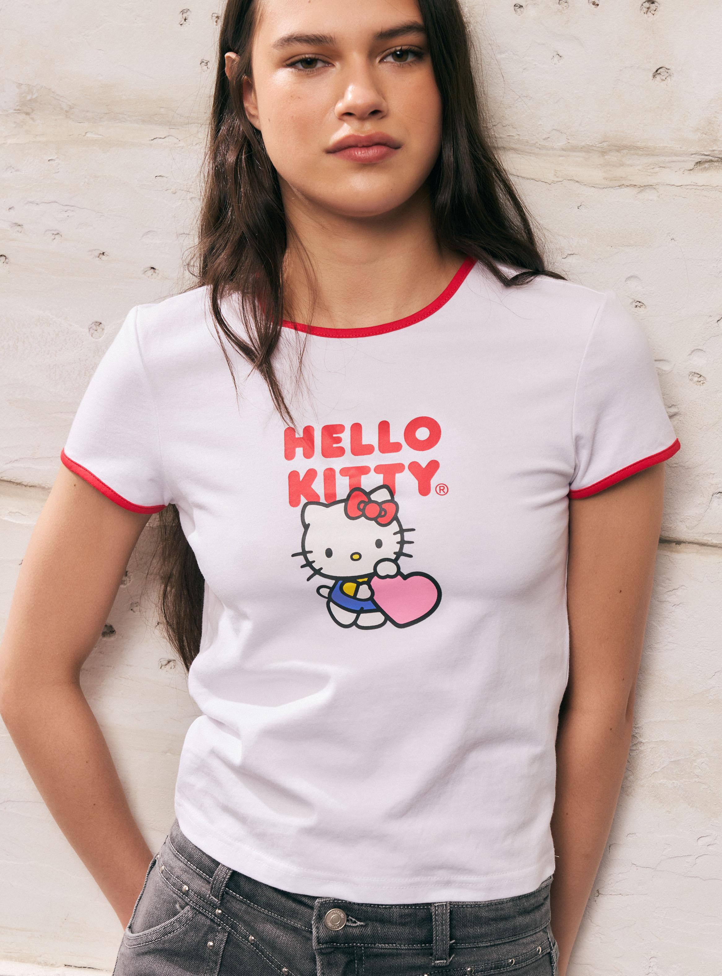Polera Baby Tee Licencia Hello Kitty Corazon-2