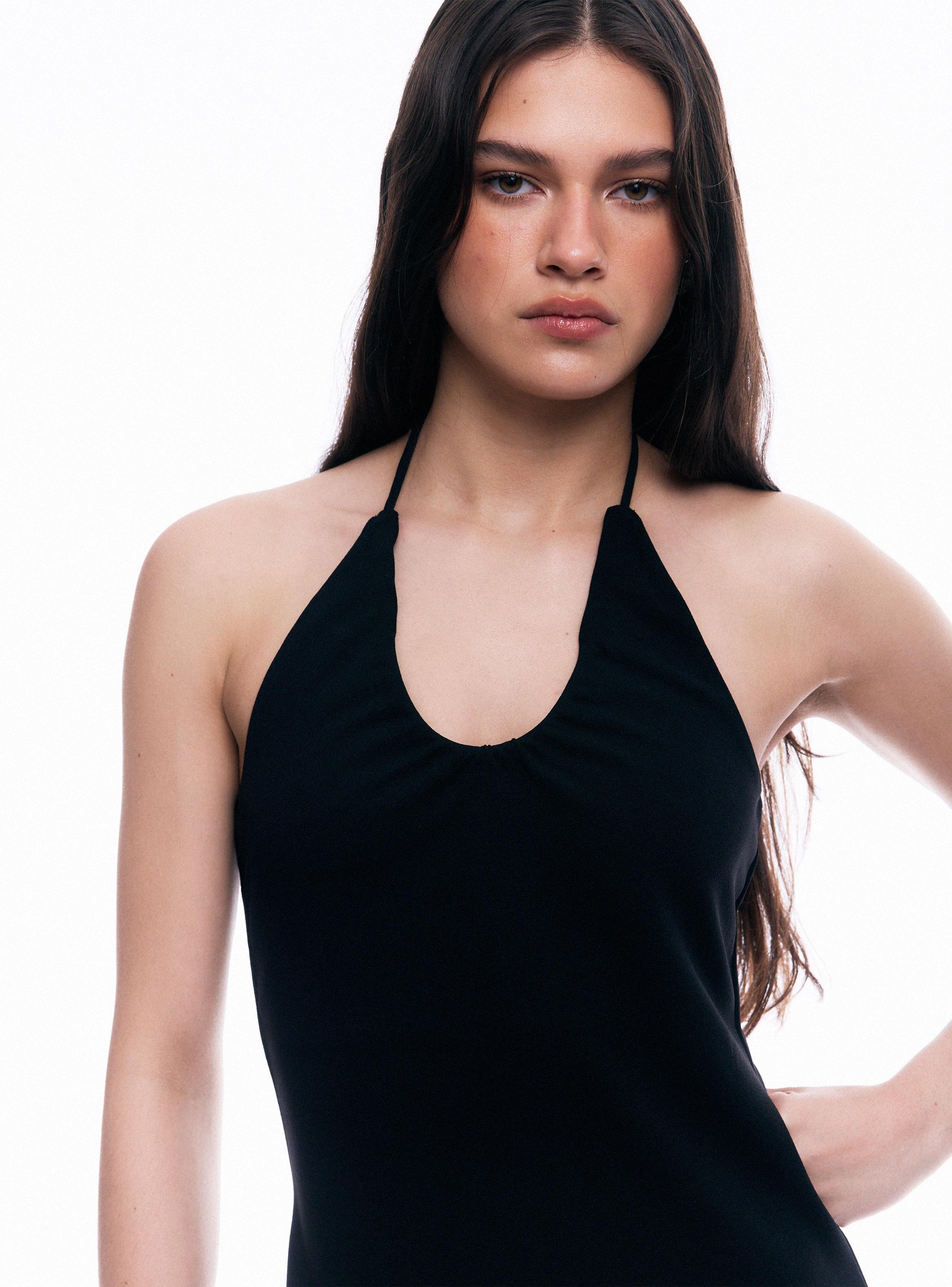 Vestido Mini Halter con Tiras Cruzadas-3