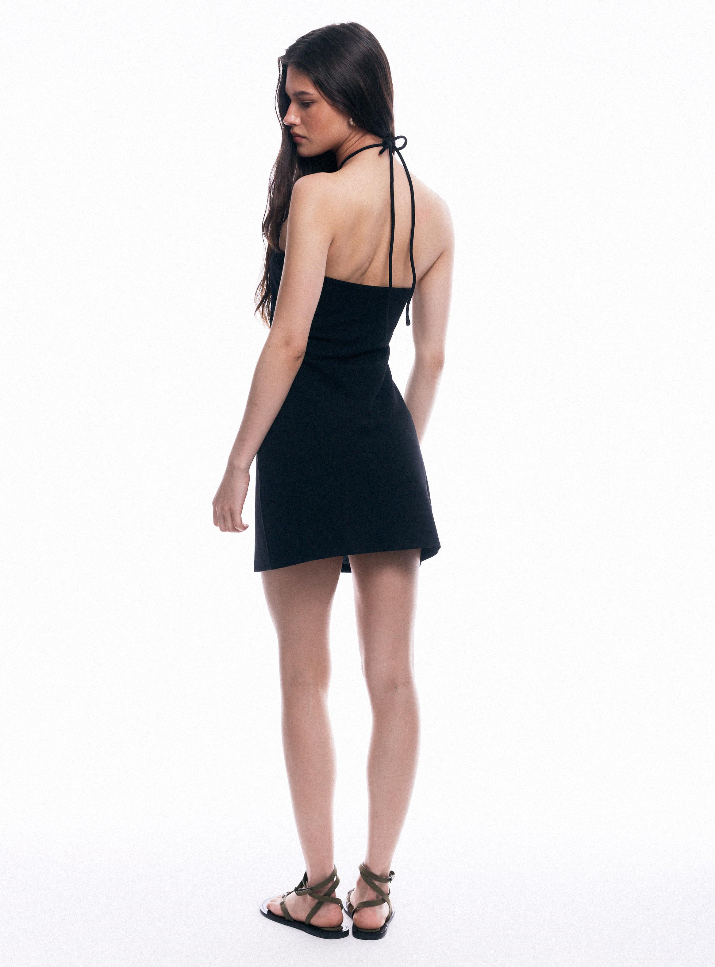 Vestido Mini Halter con Tiras Cruzadas-5