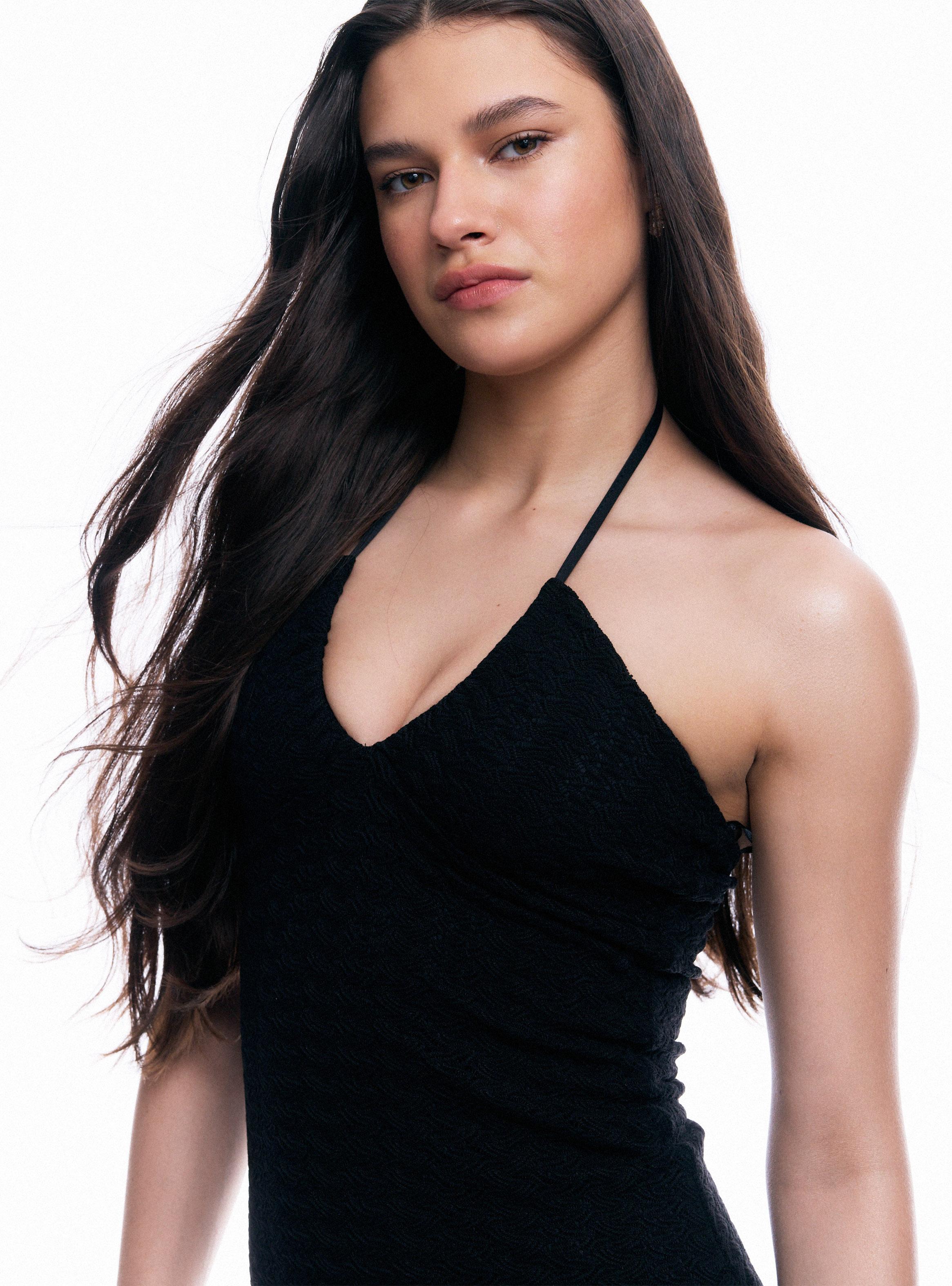 Vestido Halter Escote V Tejido Calado-2