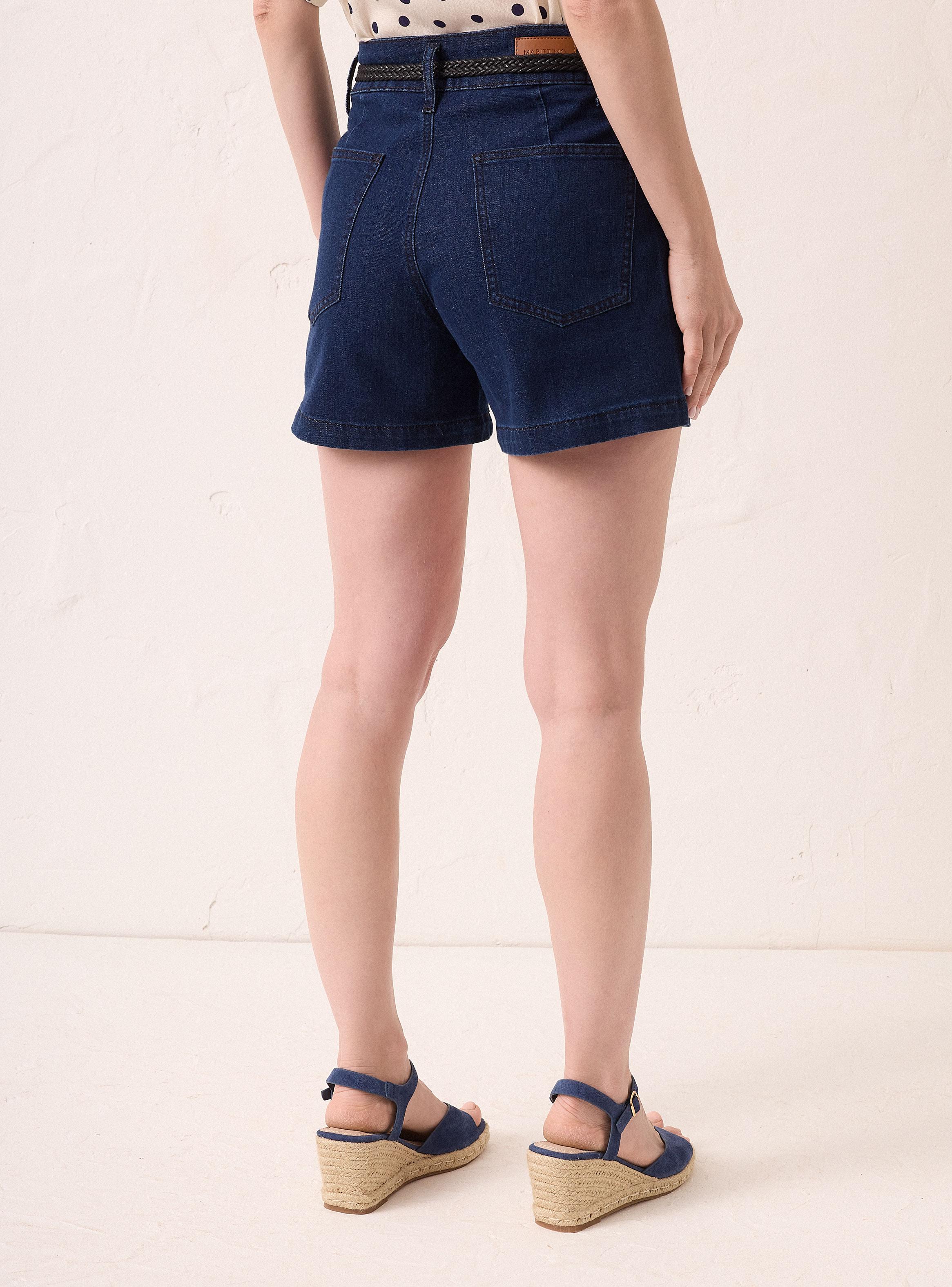 Short Denim Bolsillo Diagonales en Delantero-1