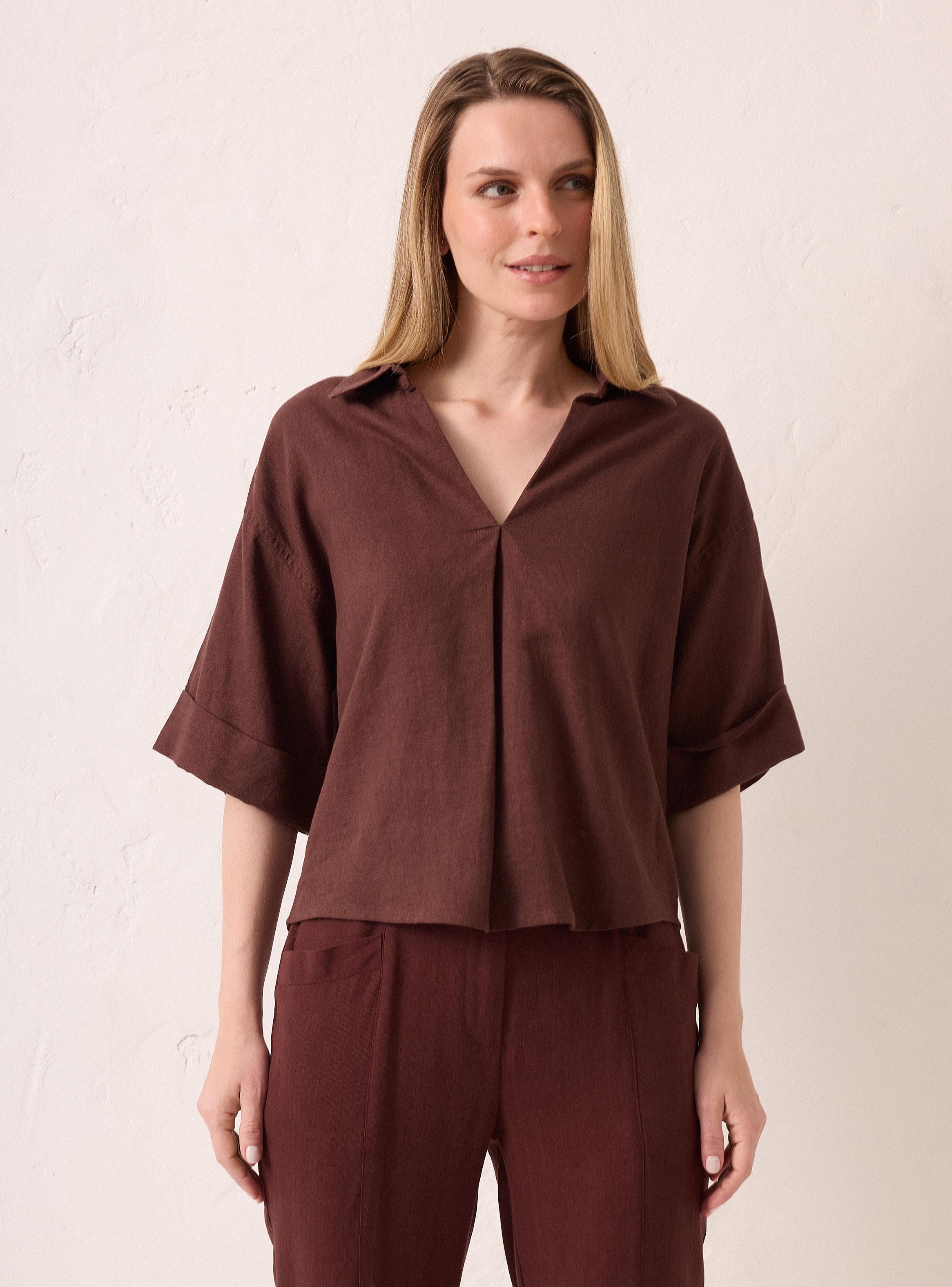 Blusa Escote V con Cuello-0