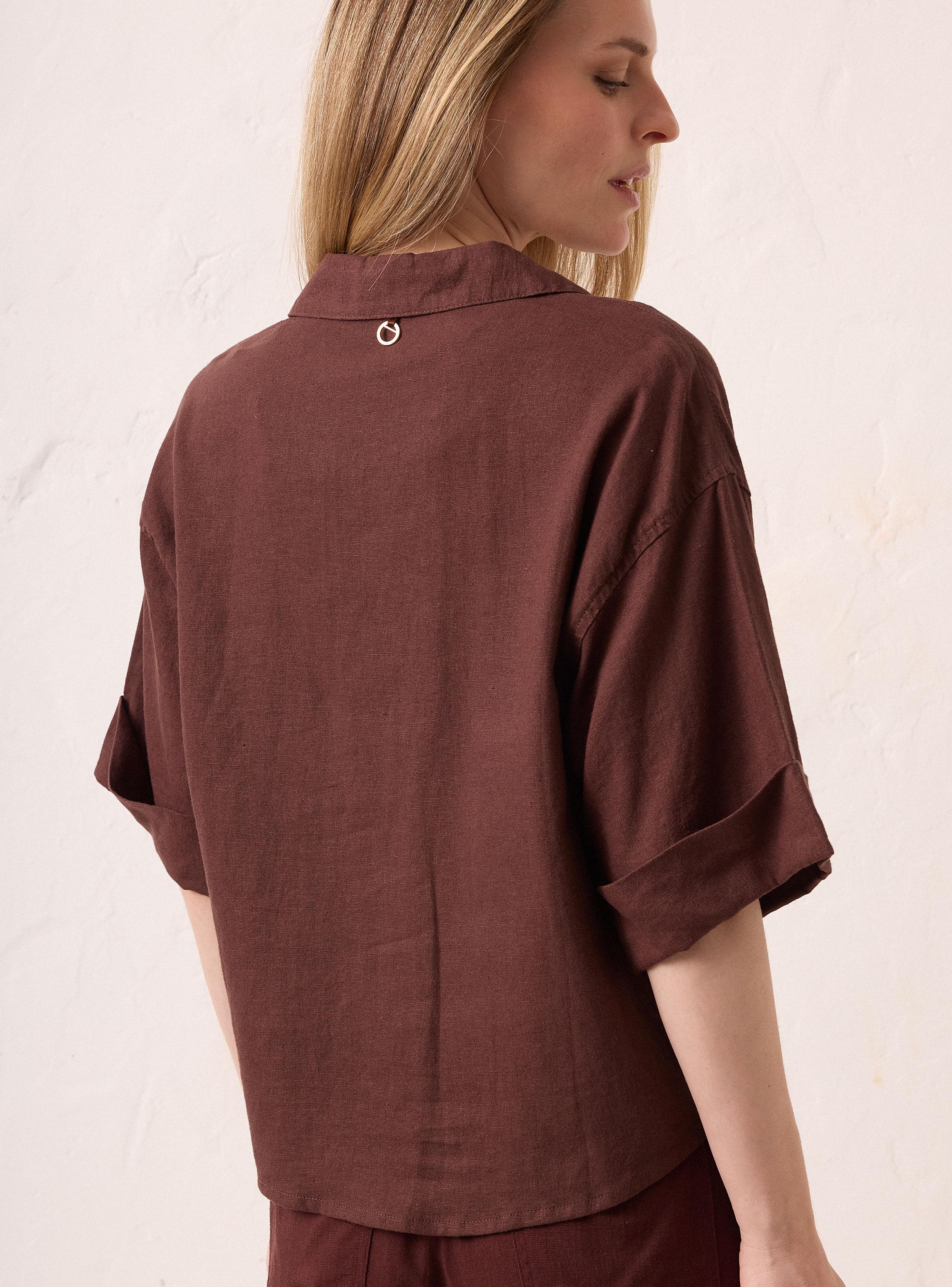 Blusa Escote V con Cuello-3
