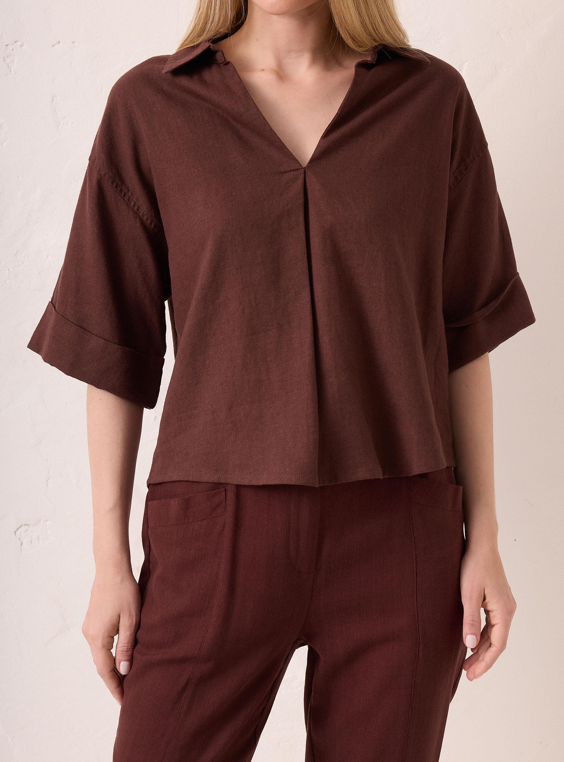 Blusa Escote V con Cuello-2