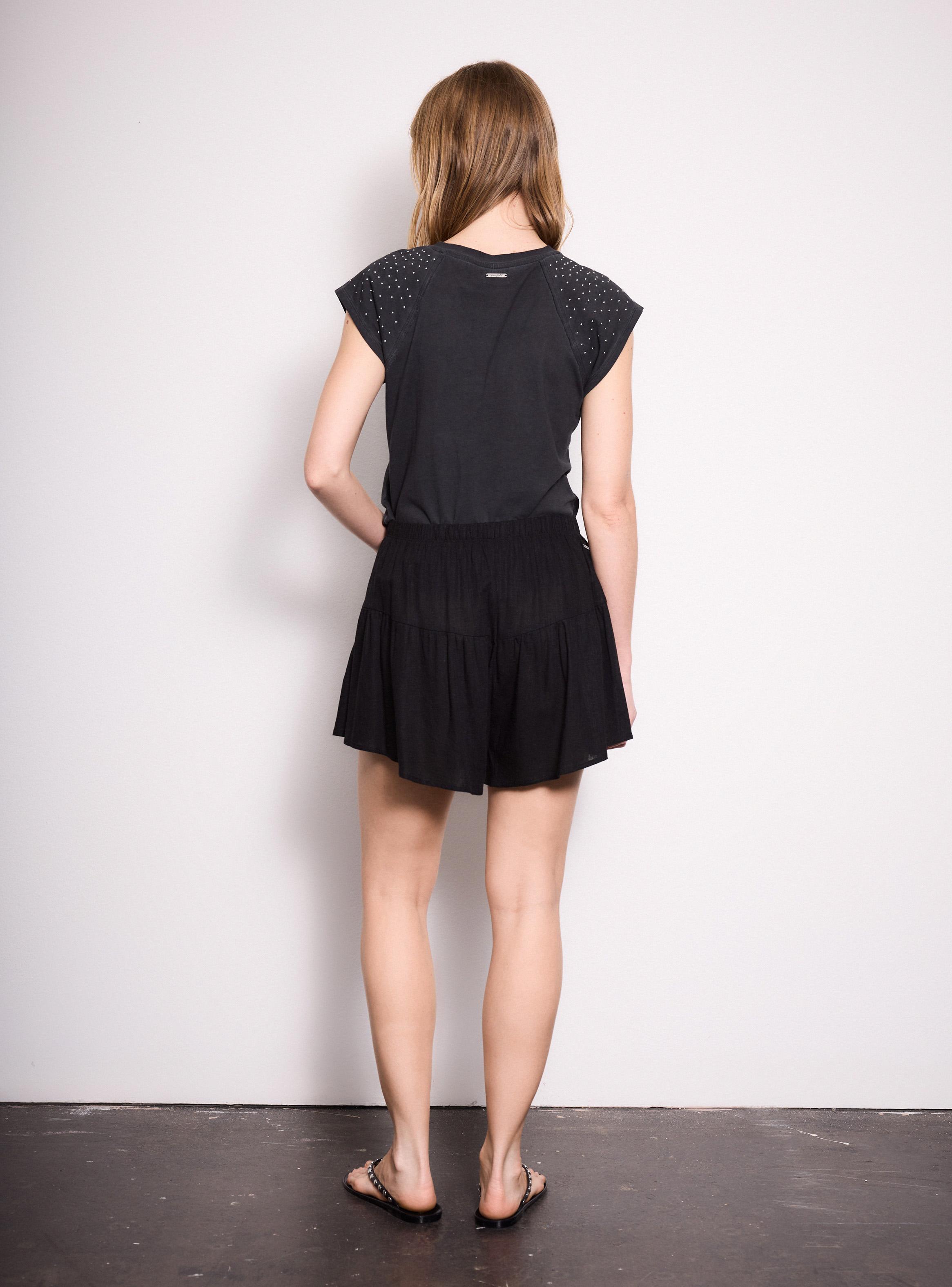 Short con Vuelo-5