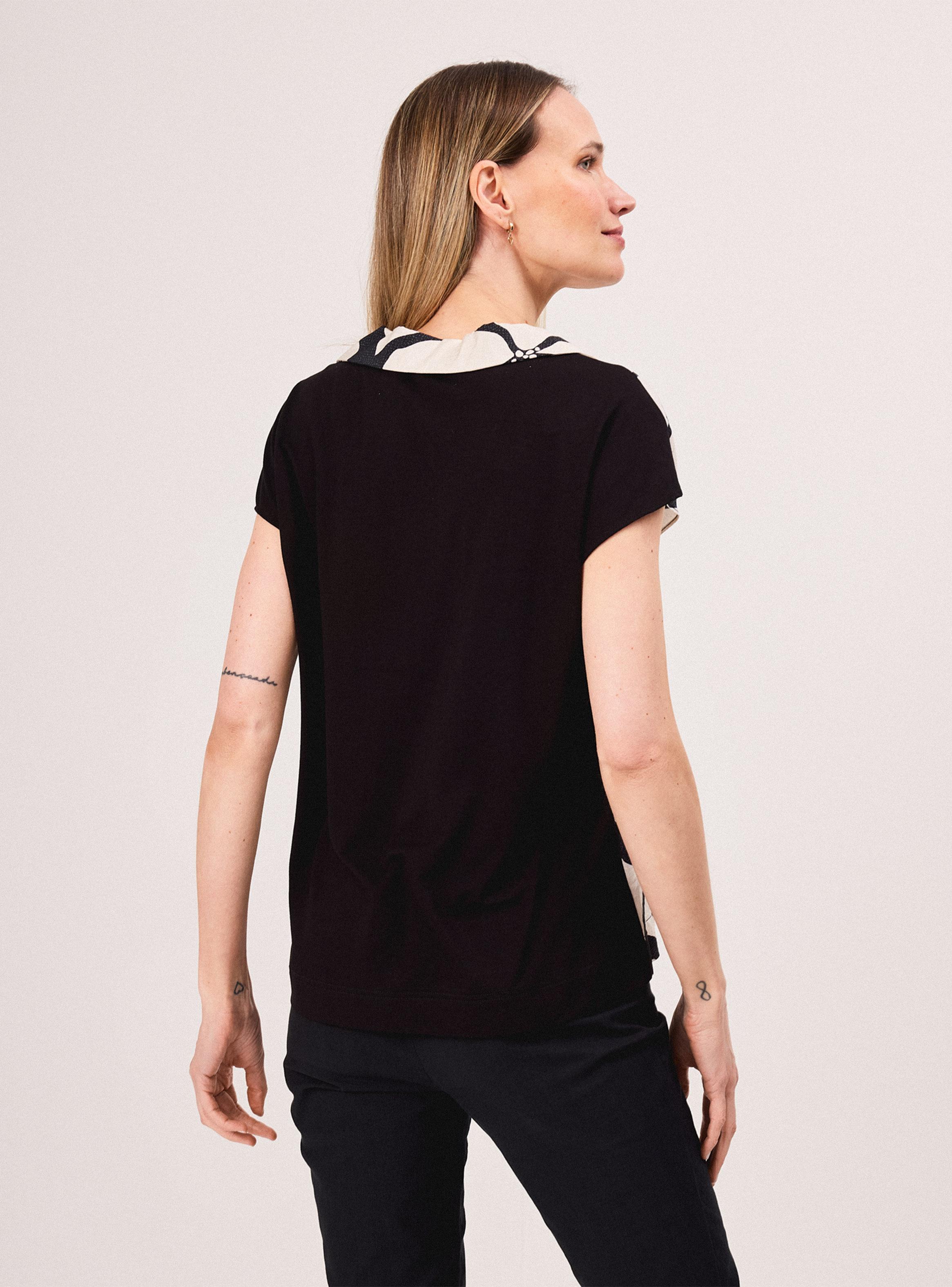 Blusa Estampada Cuello Camisero-1