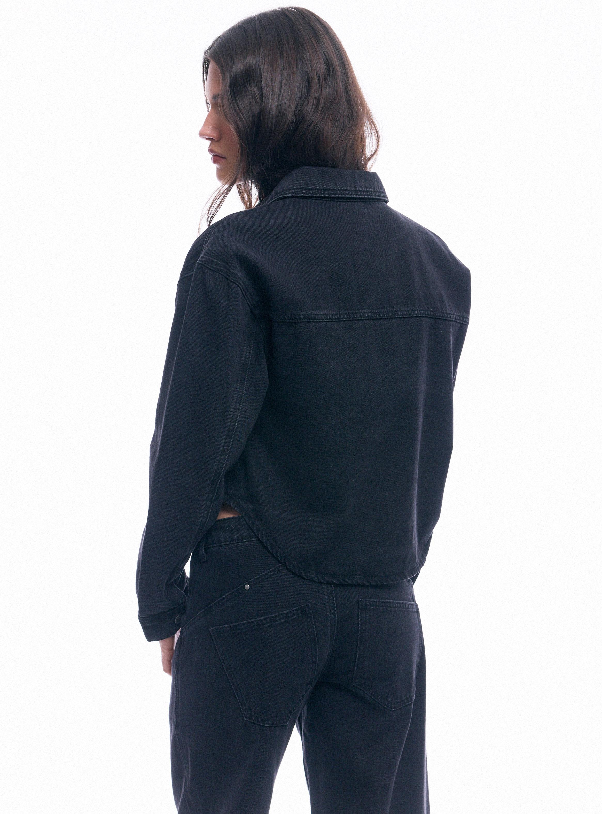 Chaqueta con Tachas-1