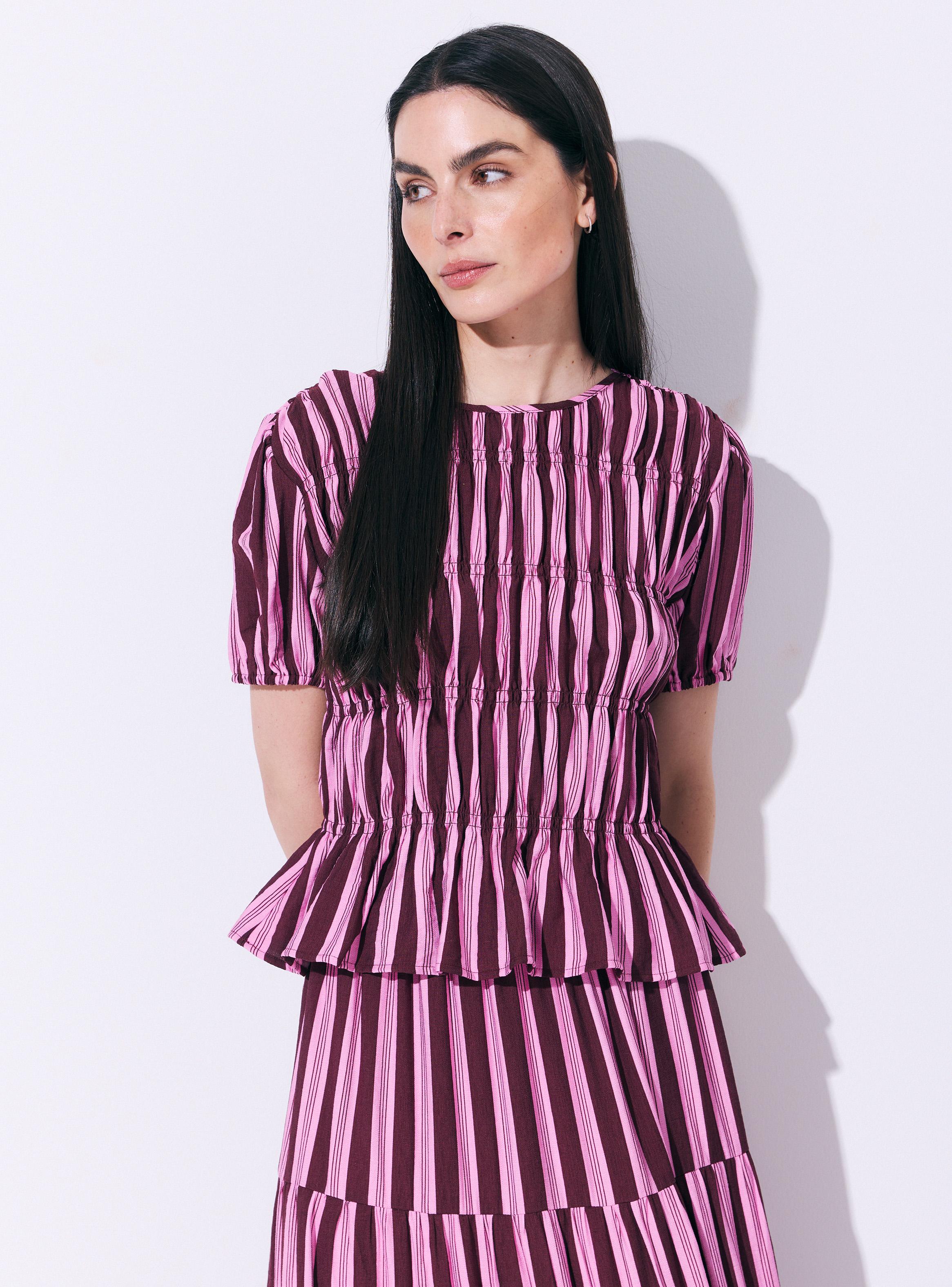 Blusa Manga Corta Estampada con Frunces Elásticos-0