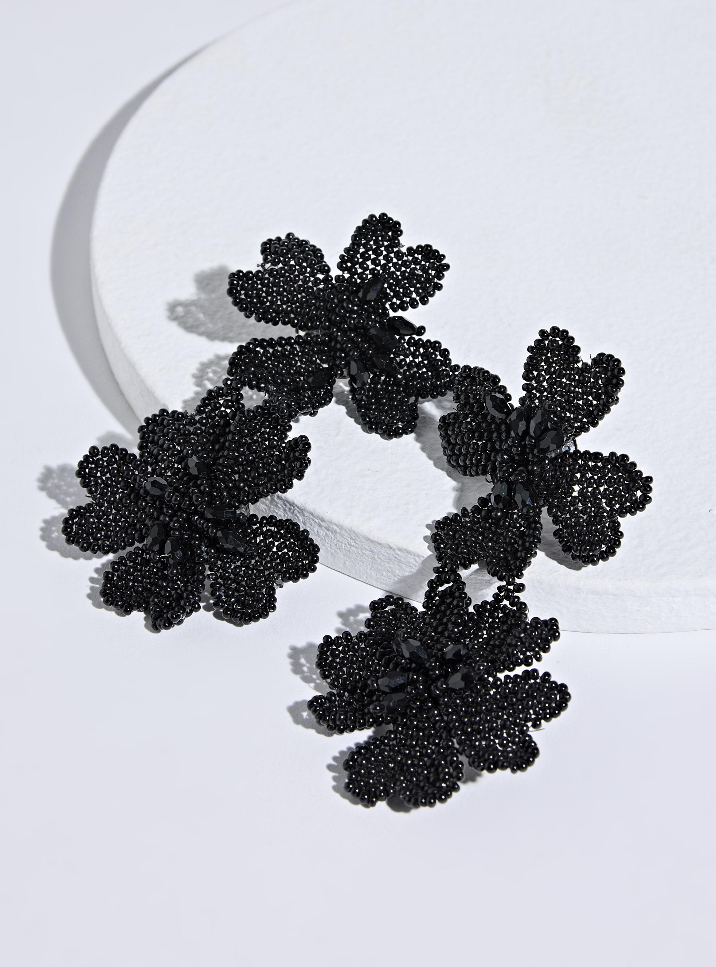 Aros Forma de Flor de Mostacillas-0