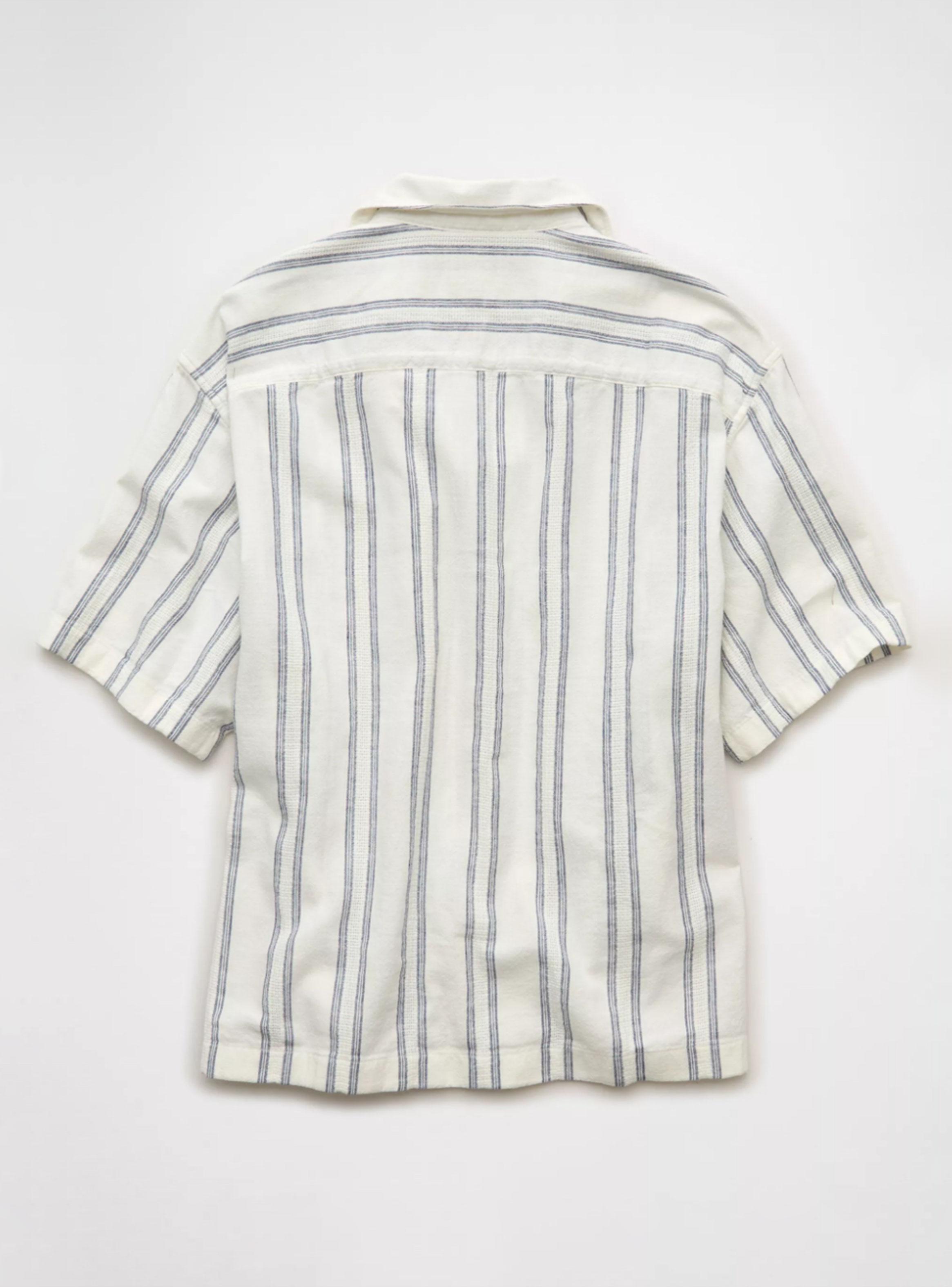 Camisa Fit Estándar con Botones-4