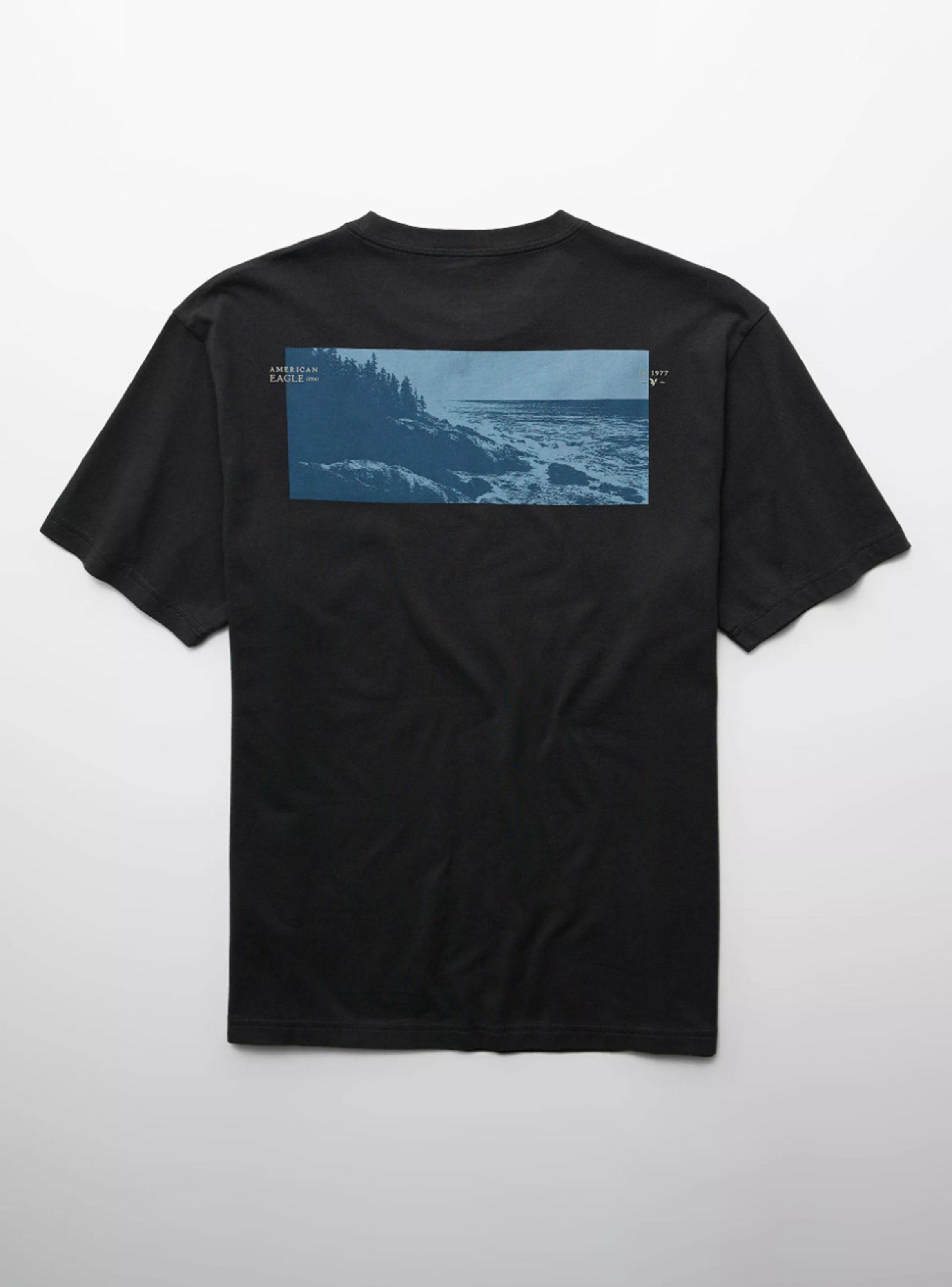 Polera Playera con Gráfico de Logo Fit Estándar-3