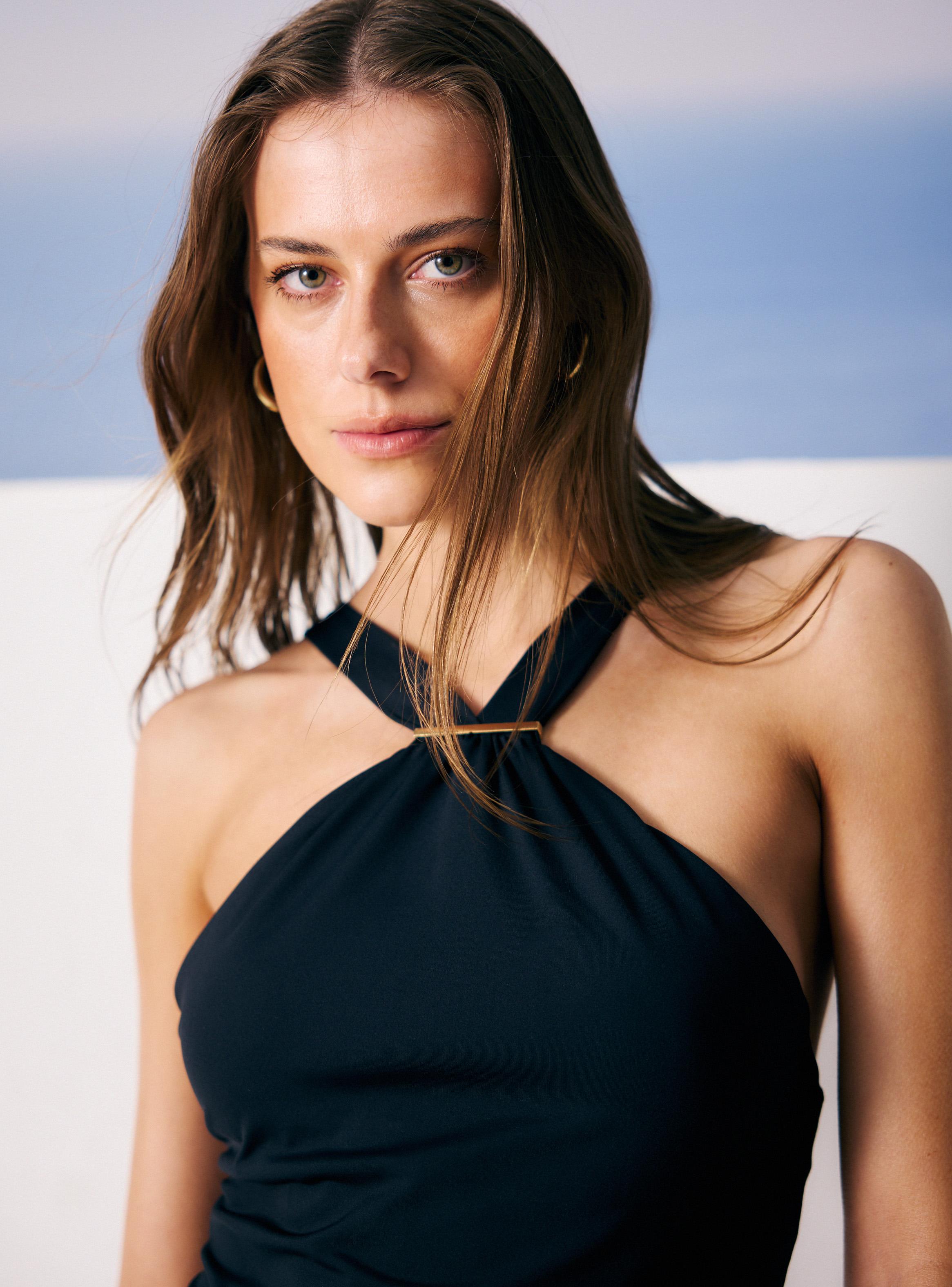 Traje de Baño Halter Aplicación Metálica-2