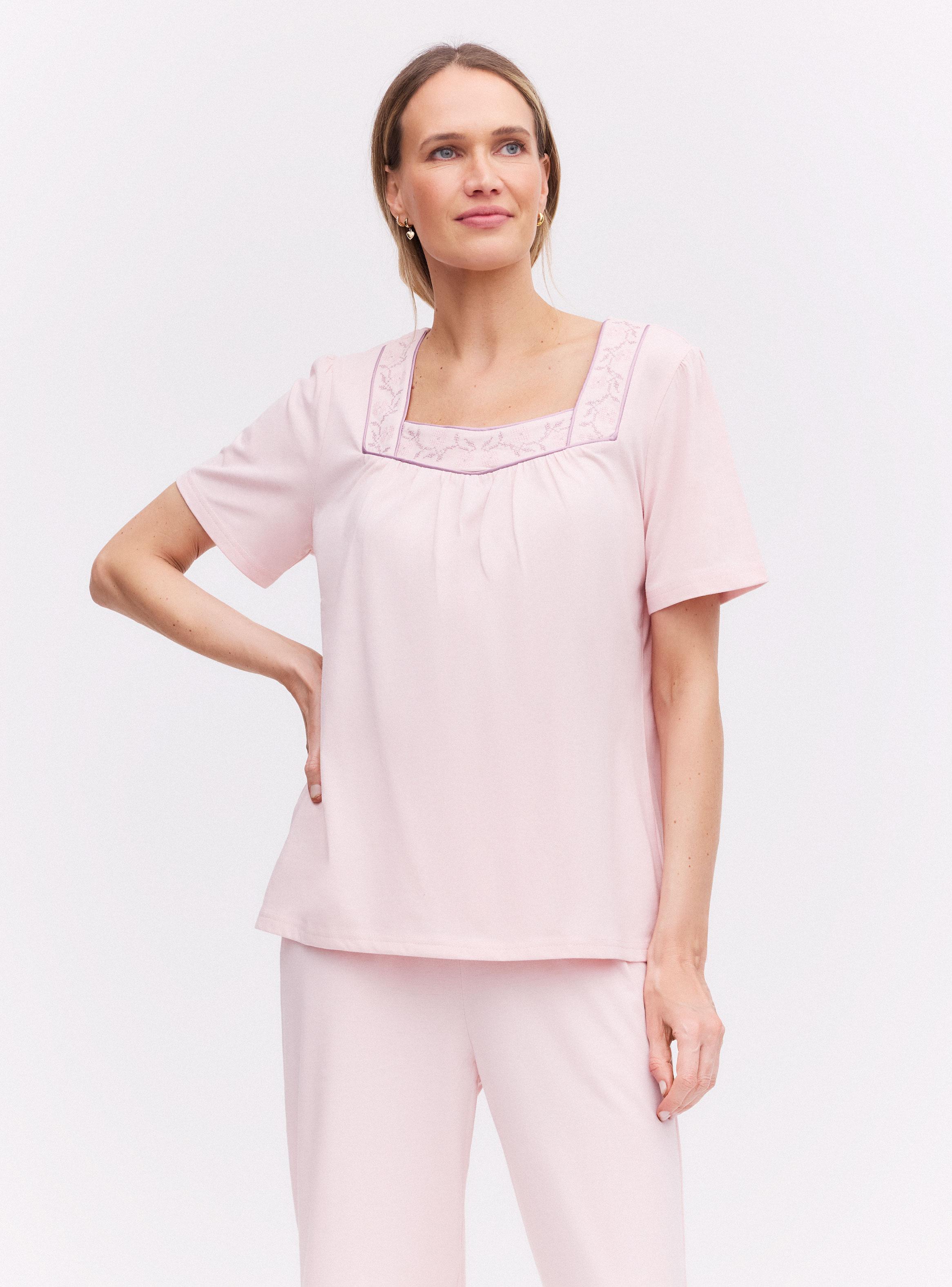Pijama Cuello Cuadrado con Detalle-0