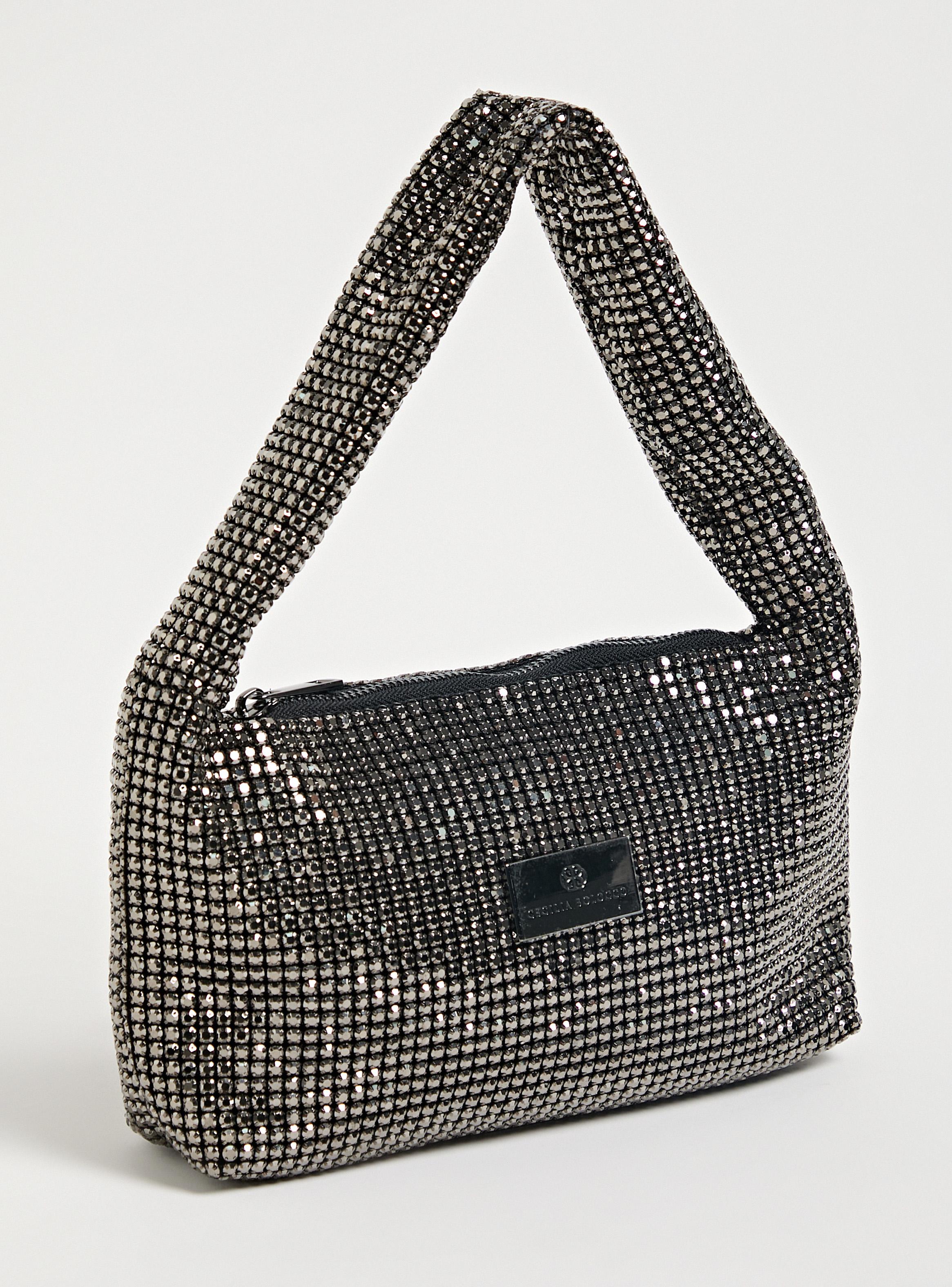 Cartera de Mano Strass y Logo Metálico-1