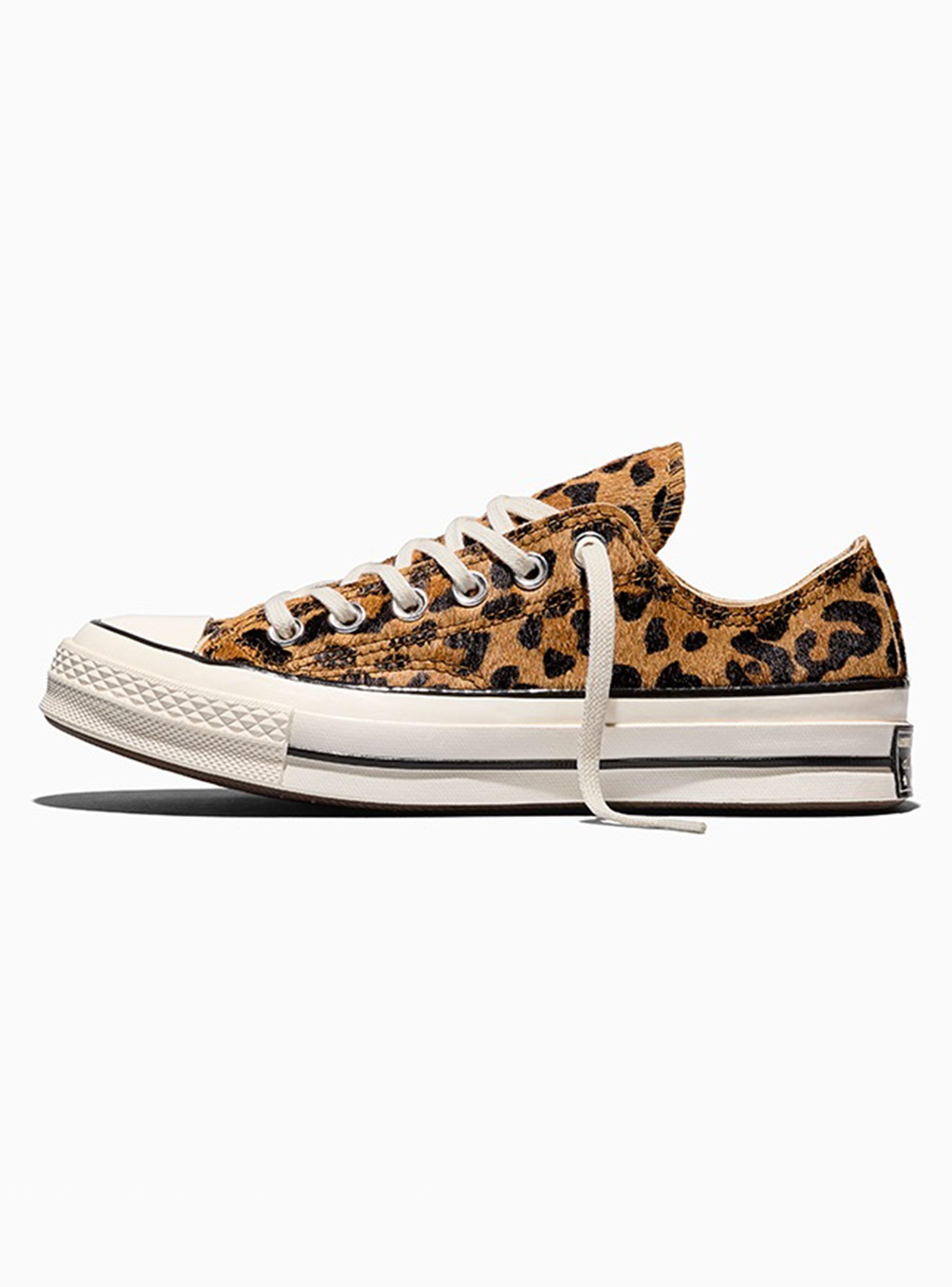 Zapatilla Urbana Estampada Chuck 70 Mujer-2