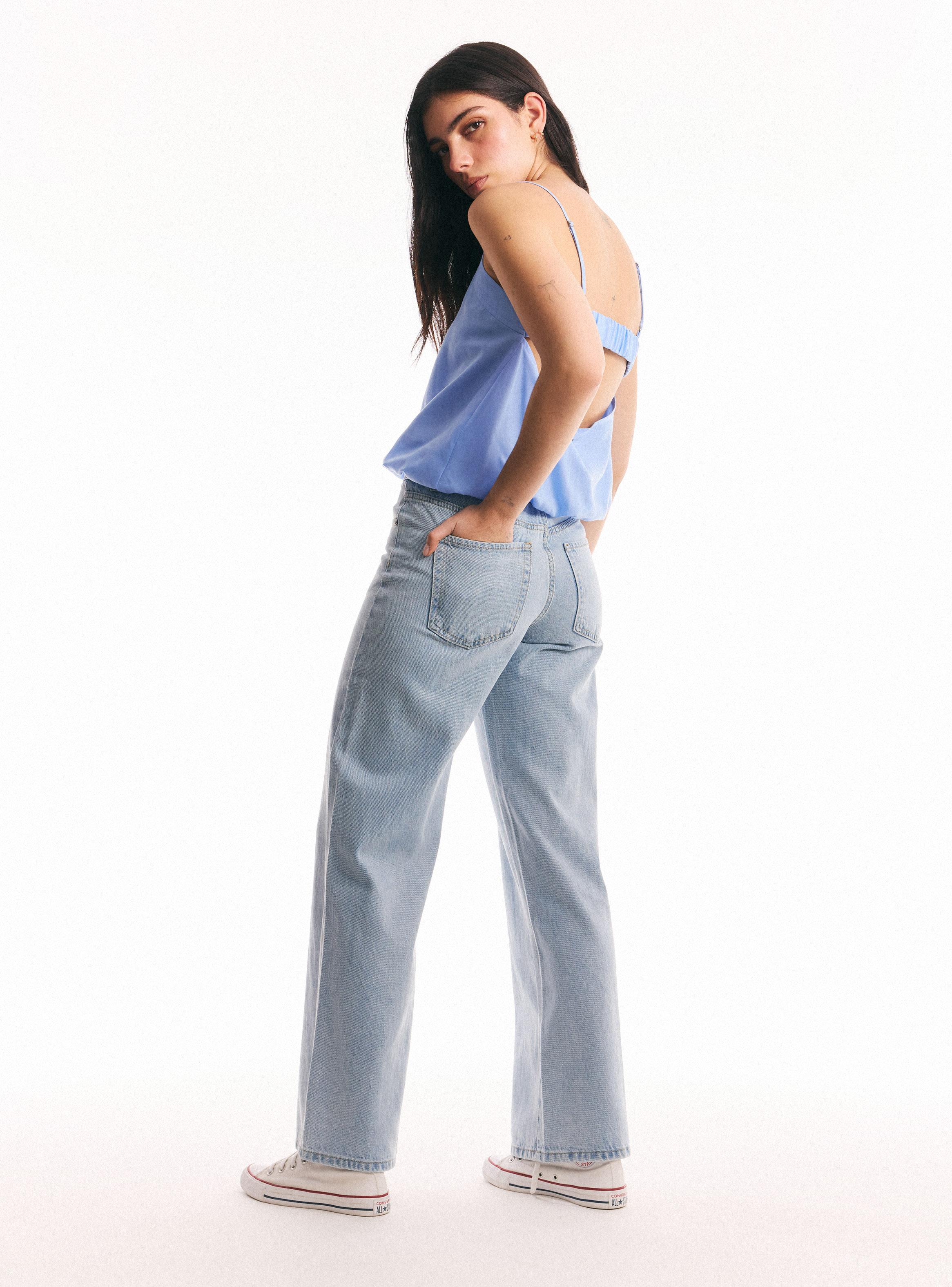 Blusa Globo Escote Espalda-5