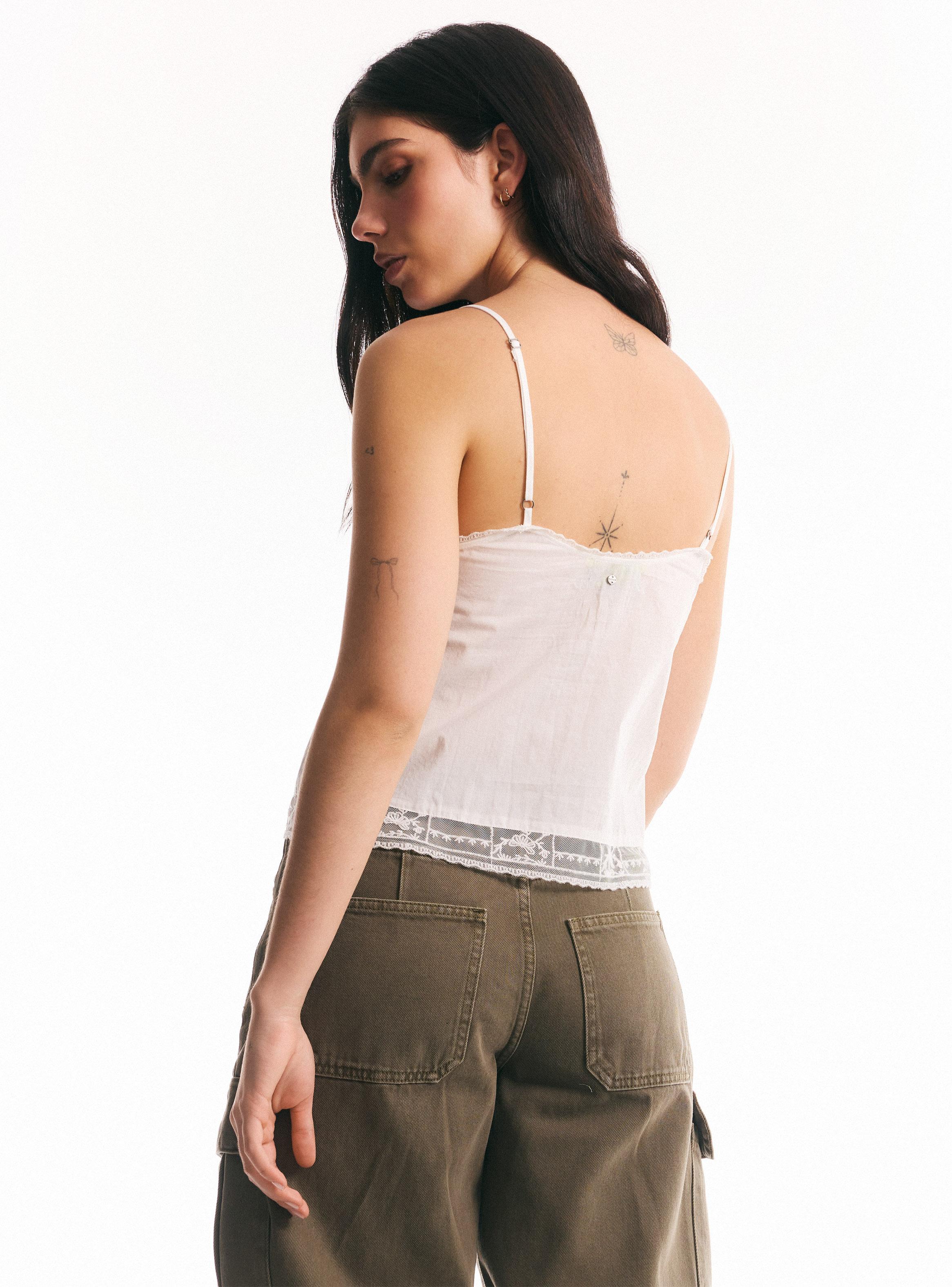 Blusa Cortes Encaje-1