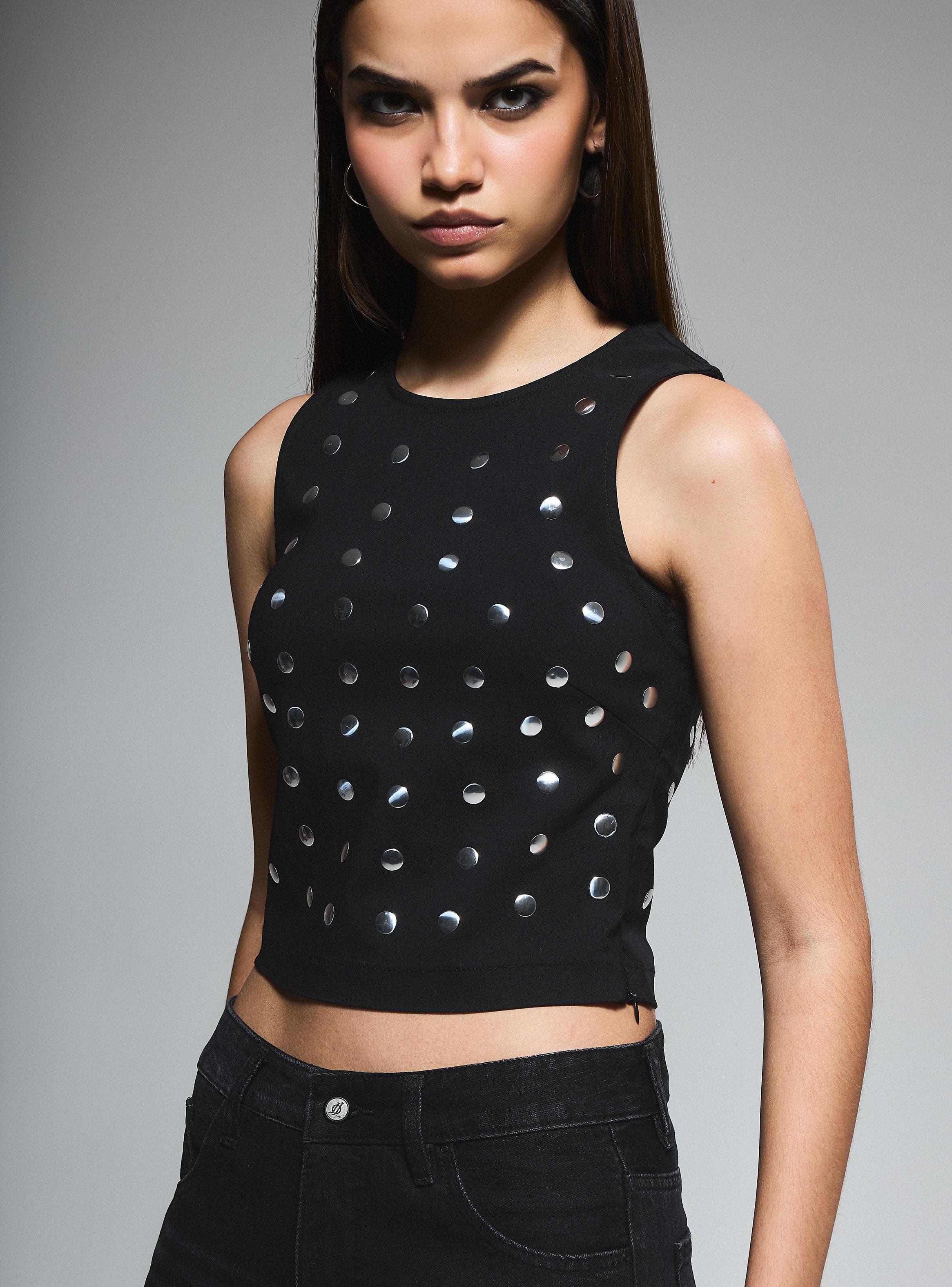 Polera Crop Tank con Tachas​-2