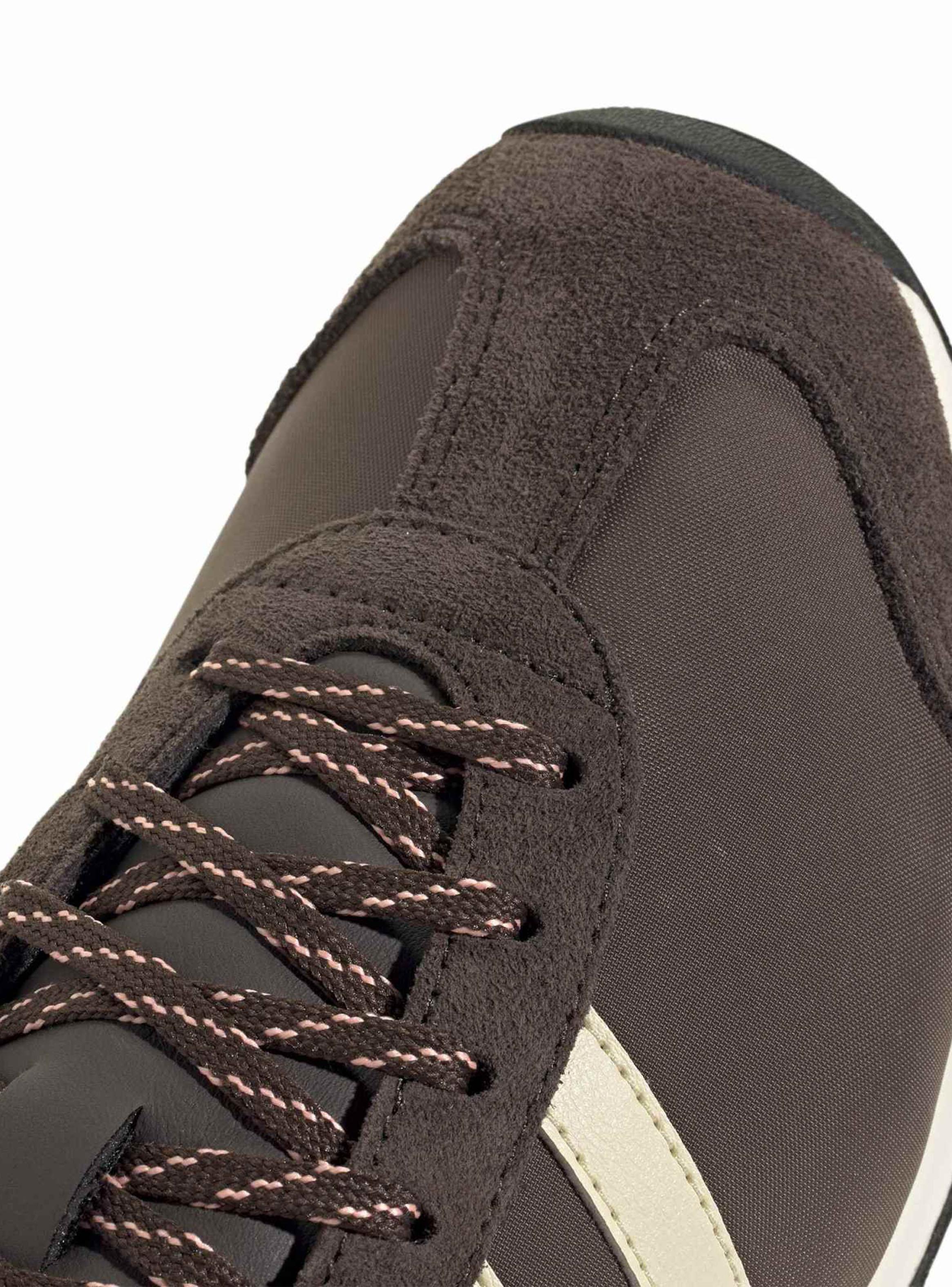 Zapatilla Urbana de Mujer Runvista-4