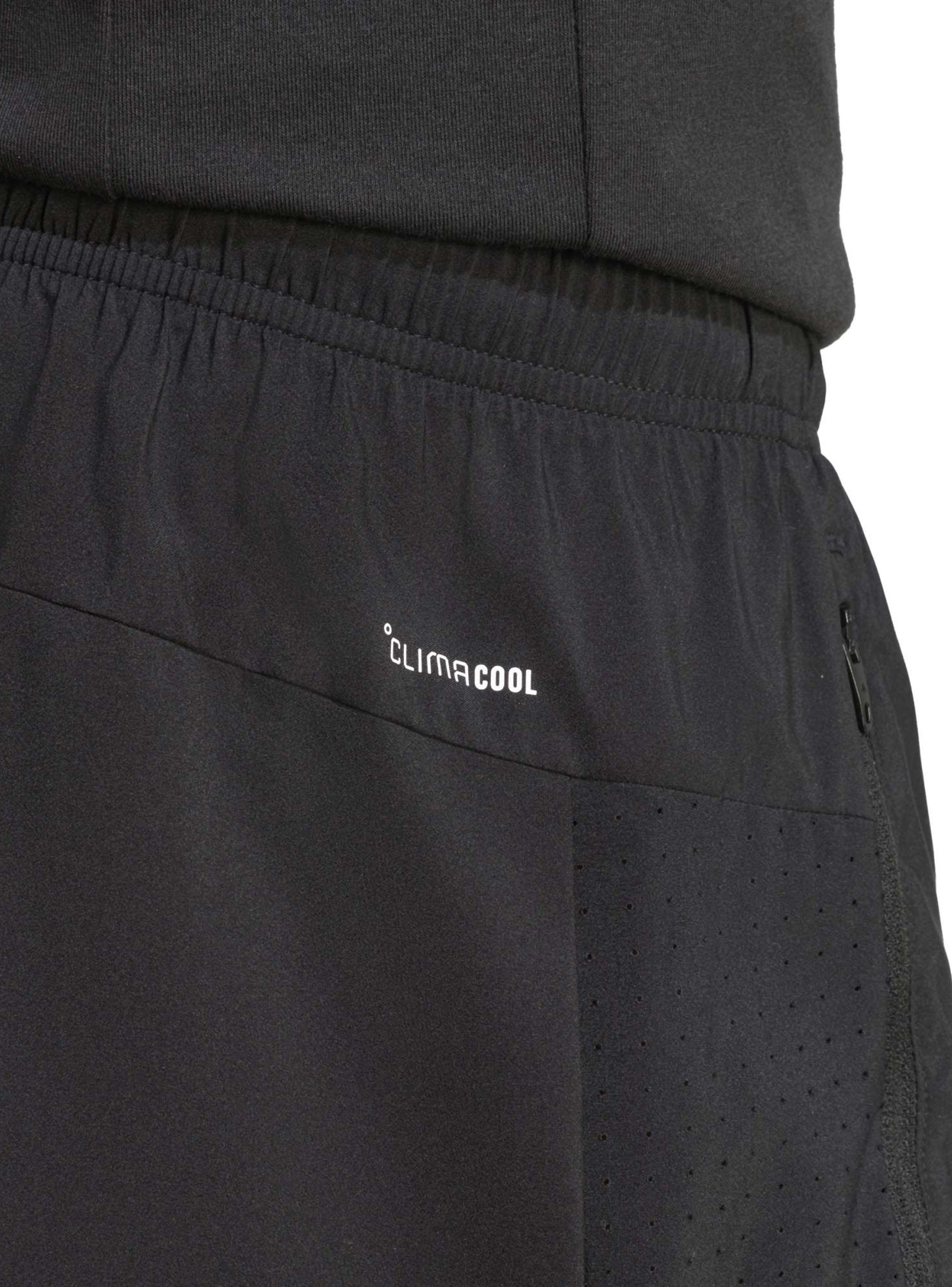 Short Tejido de Entrenamiento Base Essentials-2