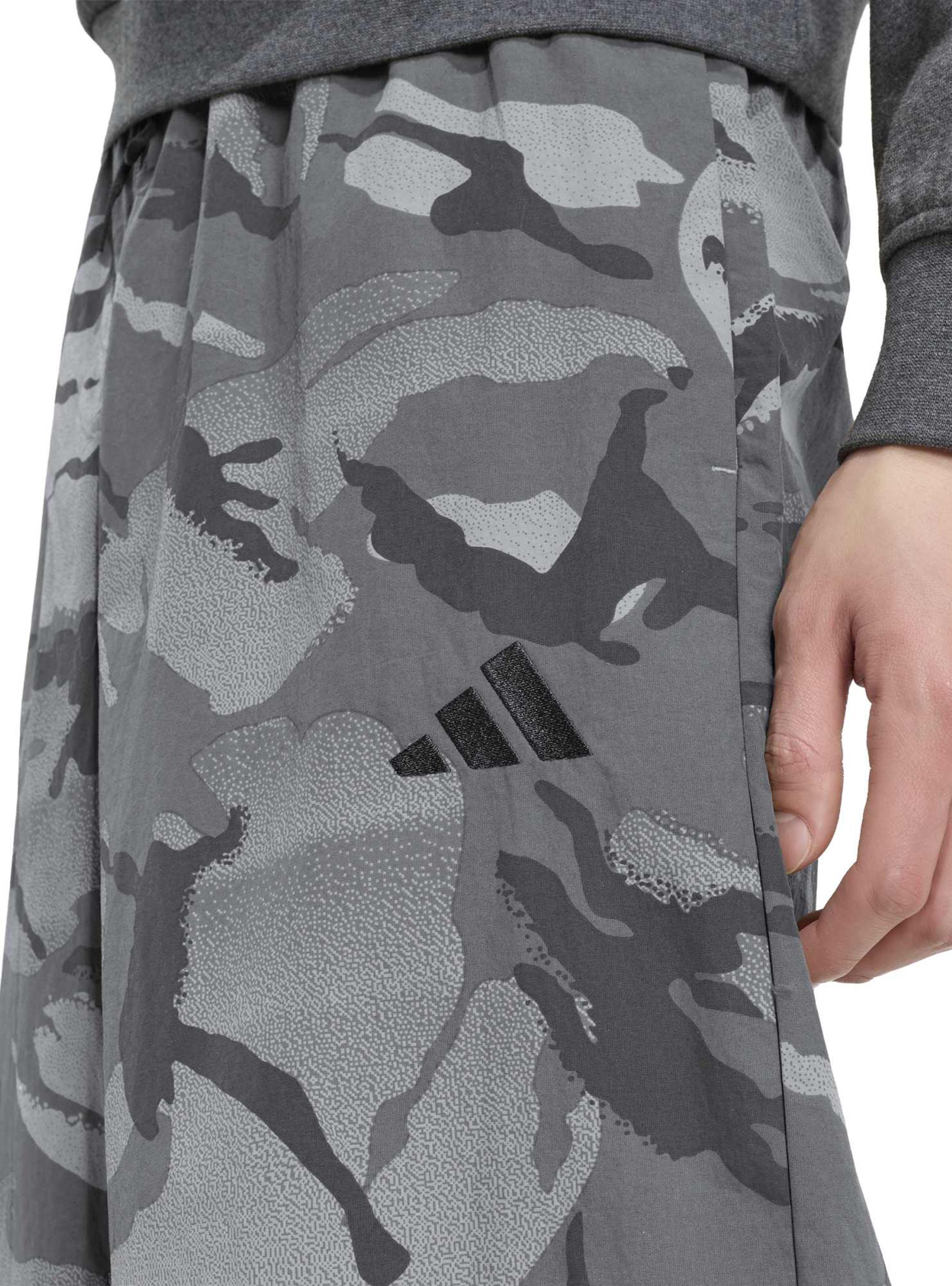 Pantalón Seasonal Essentials Camo Woven Parachute-2