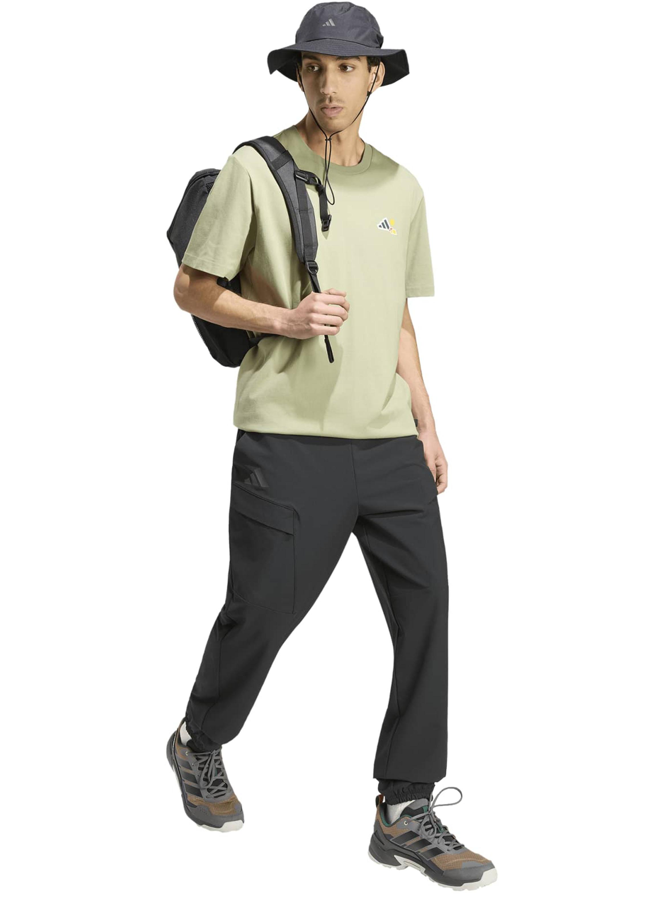 Polera Graphic Terrex Camper-2