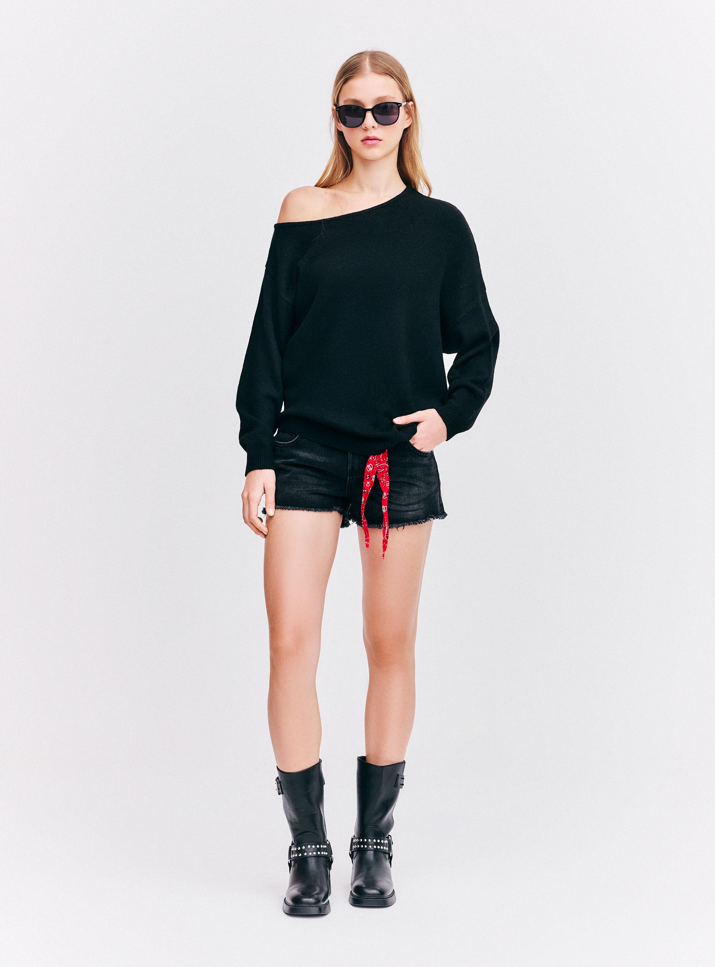 Sweater Cuello Asimétrico Off Shoulder Elasticado-4