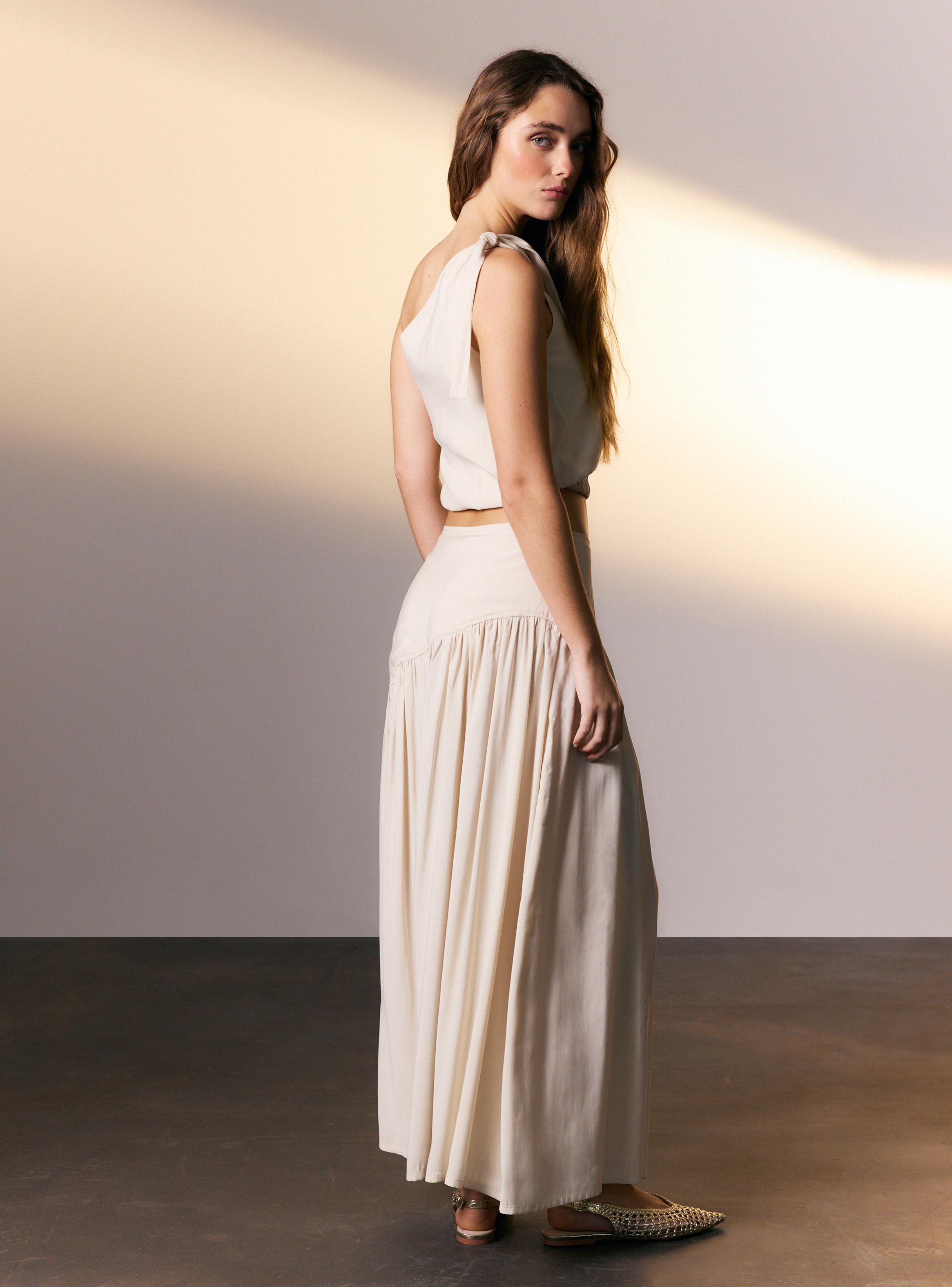 Blusa Asimétrica con Lazo Colaboración Viella-5