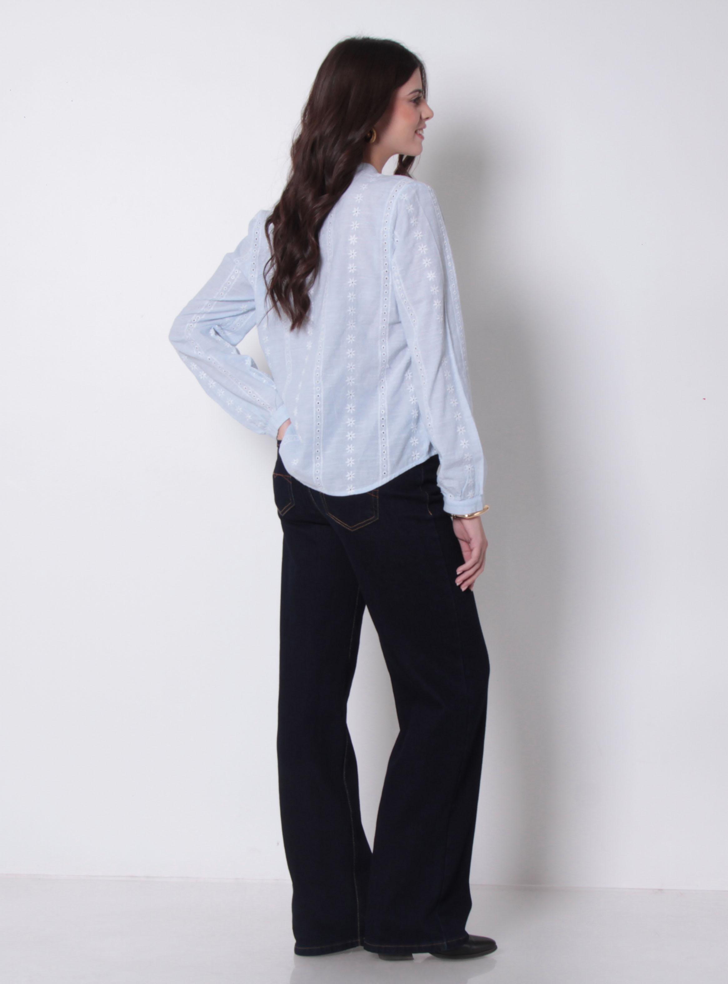 Blusa Embroidery Manga Larga Abotonada Escote V-4
