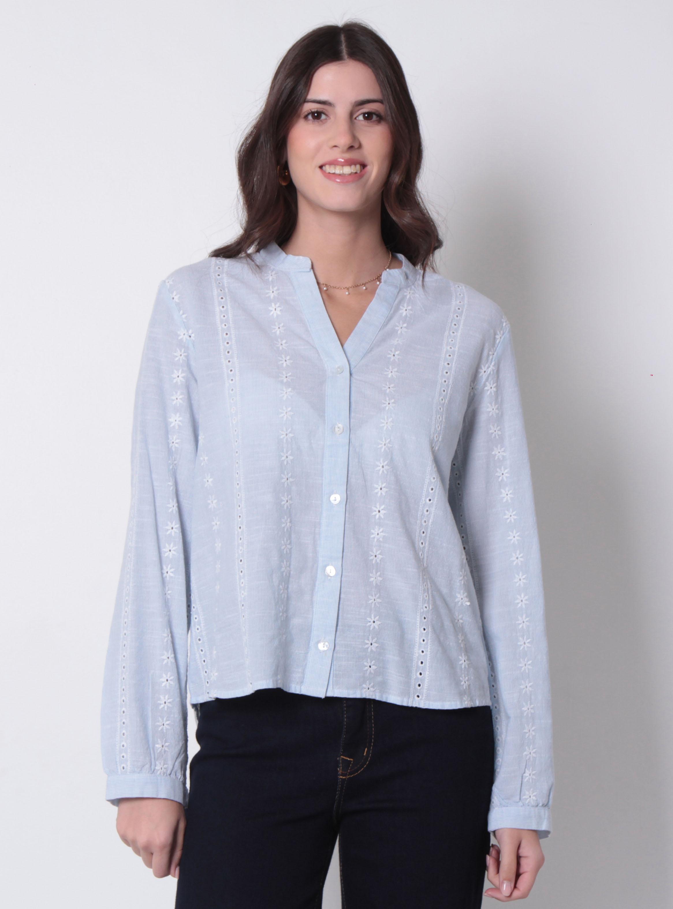 Blusa Embroidery Manga Larga Abotonada Escote V-0