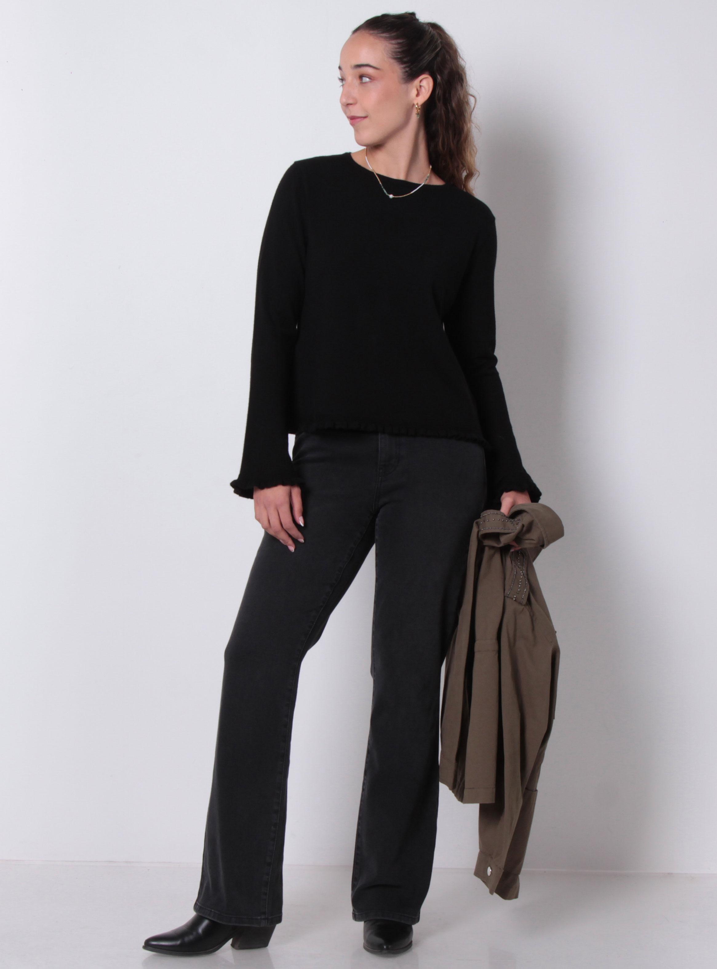 Sweater con Vuelos en Puño y Ruedo Escote Redondo-3